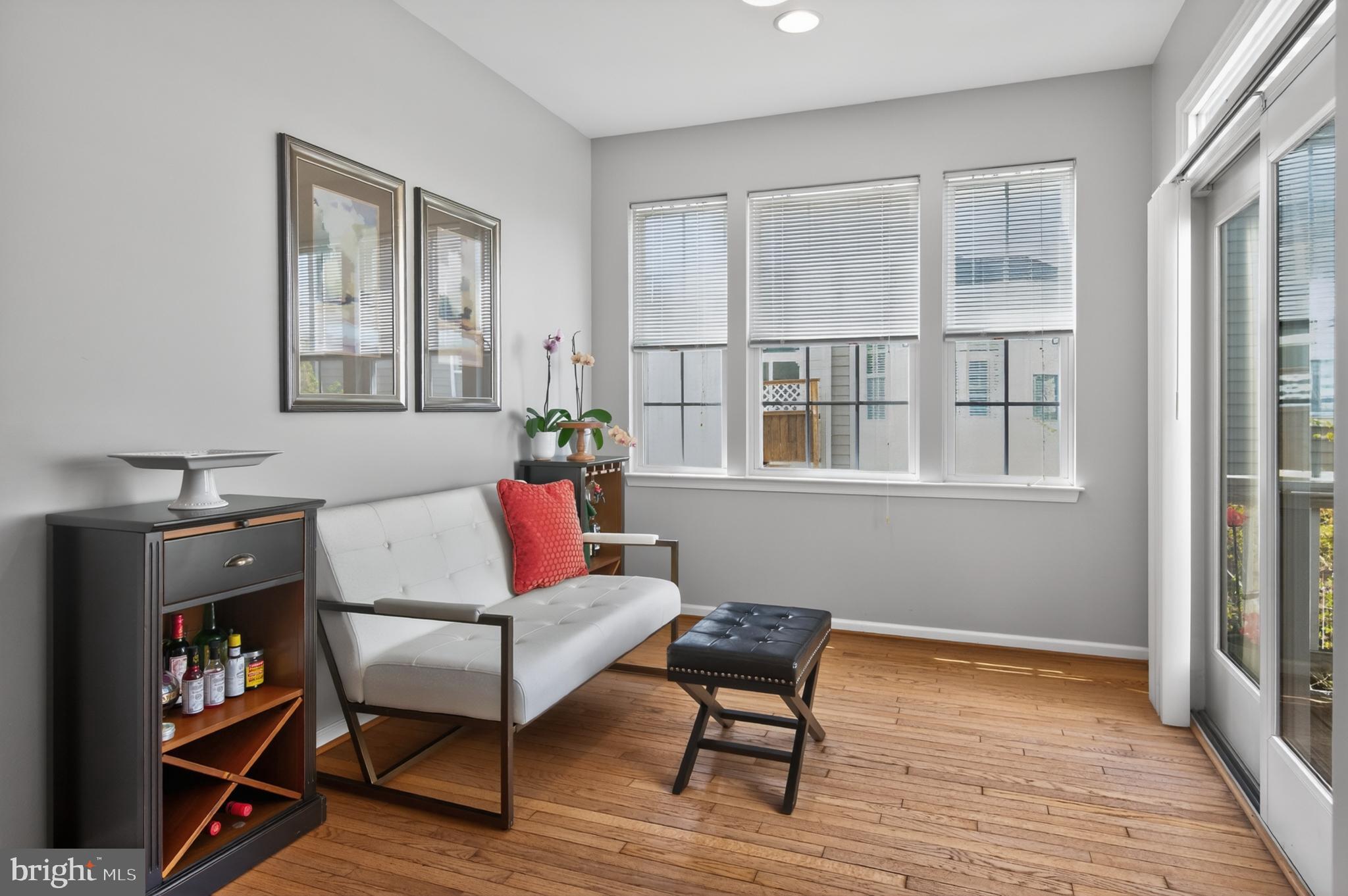 THE LANDINGS AT RIVER OAKS - Residential