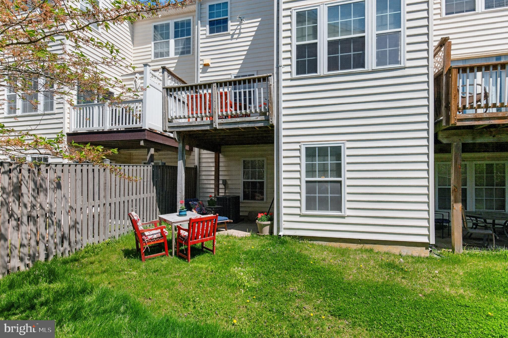 THE LANDINGS AT RIVER OAKS - Residential