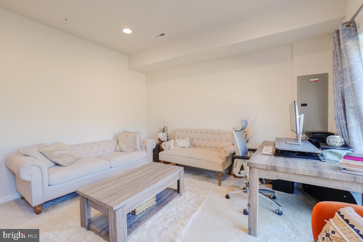 SMITH HOME FARM - Residential Lease