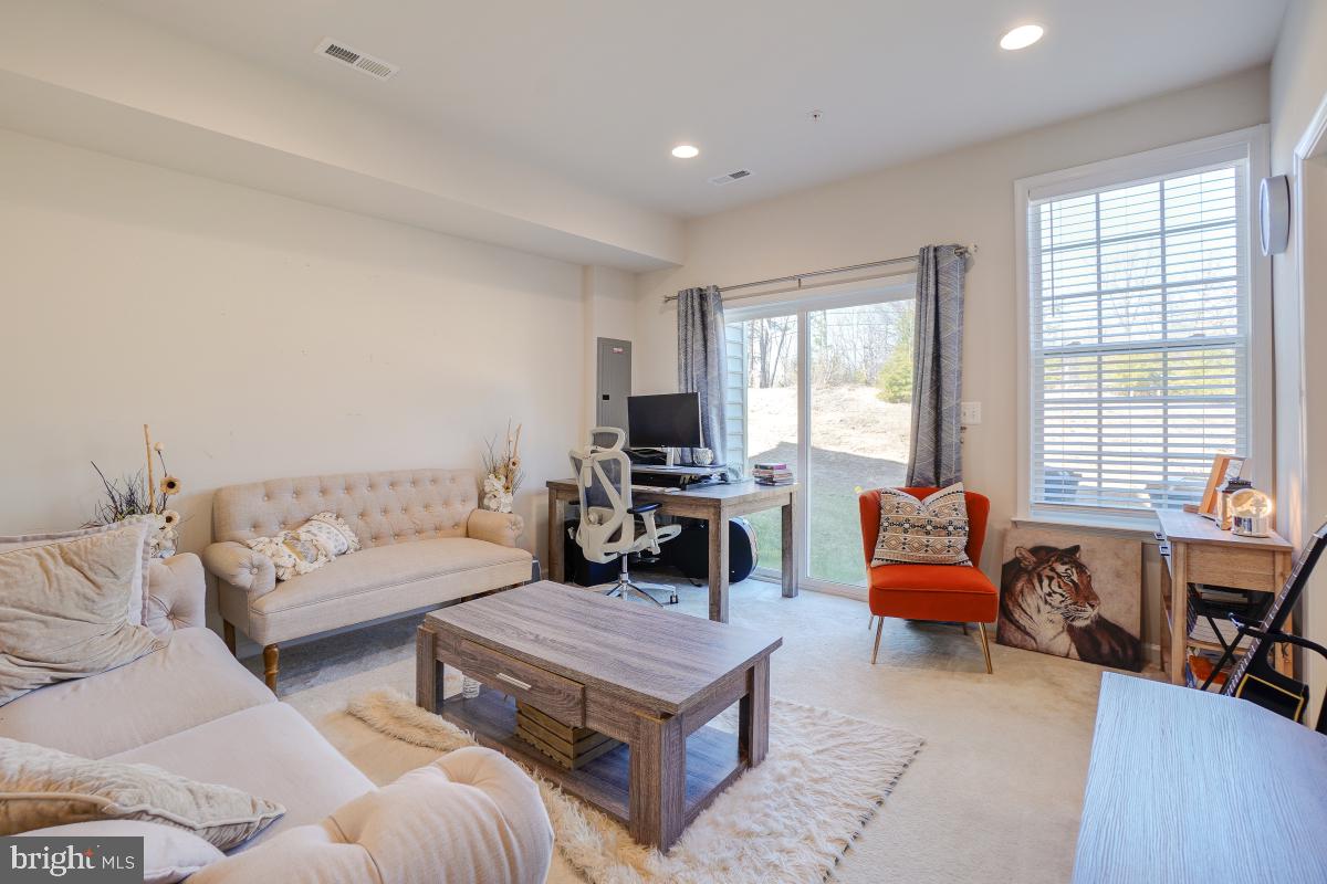 SMITH HOME FARM - Residential Lease