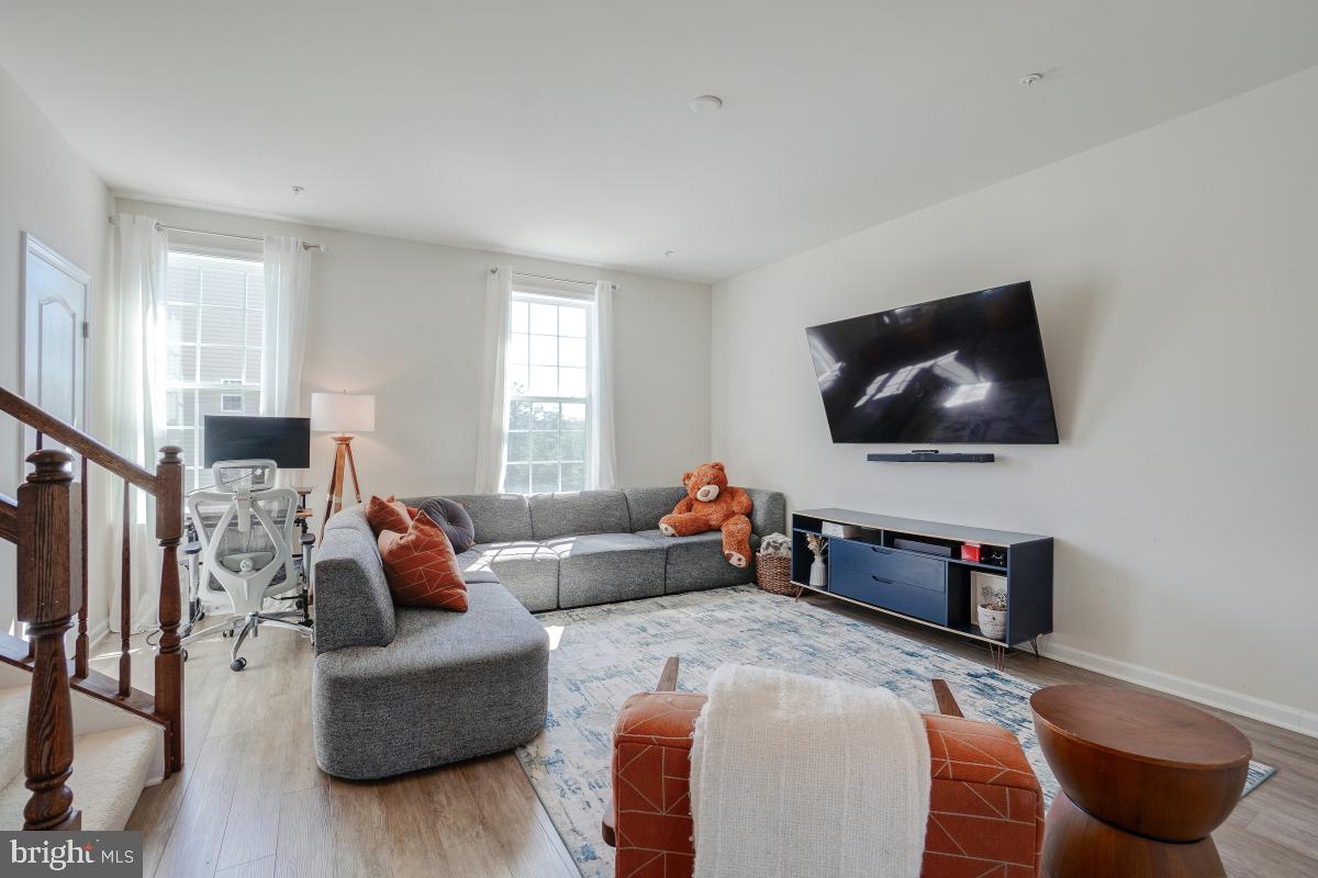 SMITH HOME FARM - Residential Lease