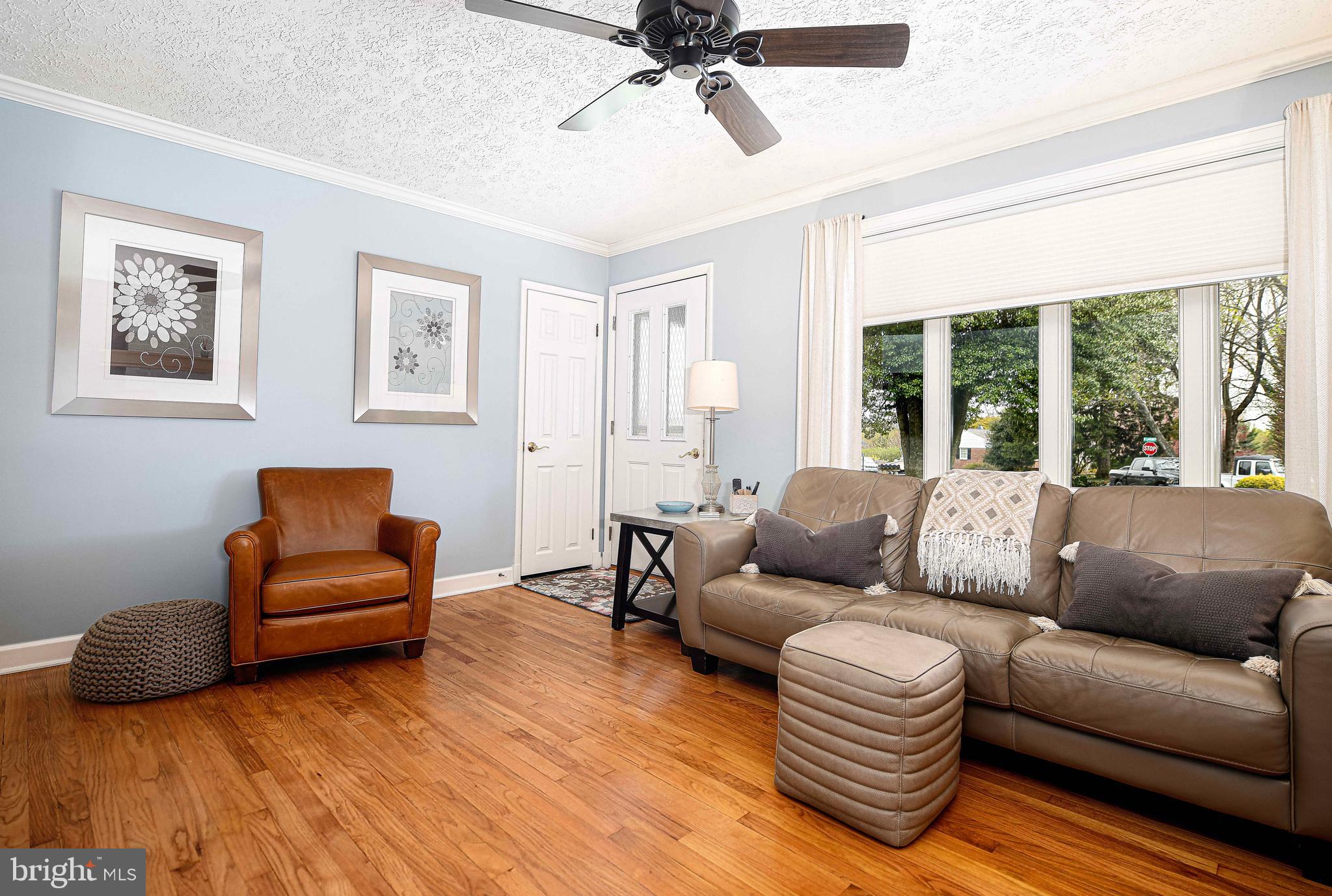 104 W LYNBROOK PLACE