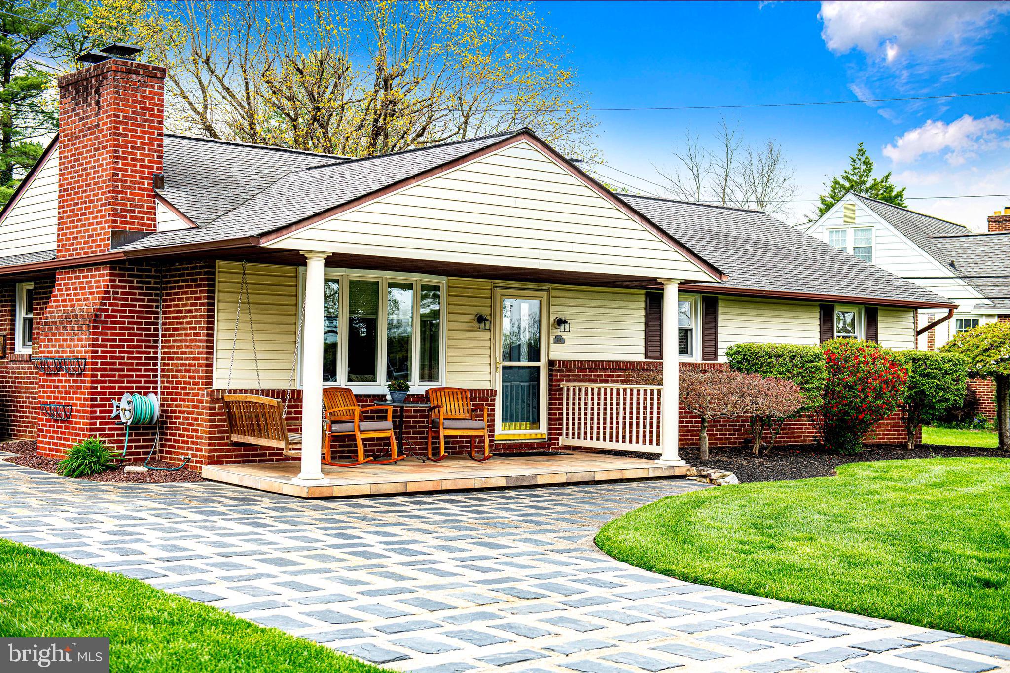 FAIRMONT - Residential