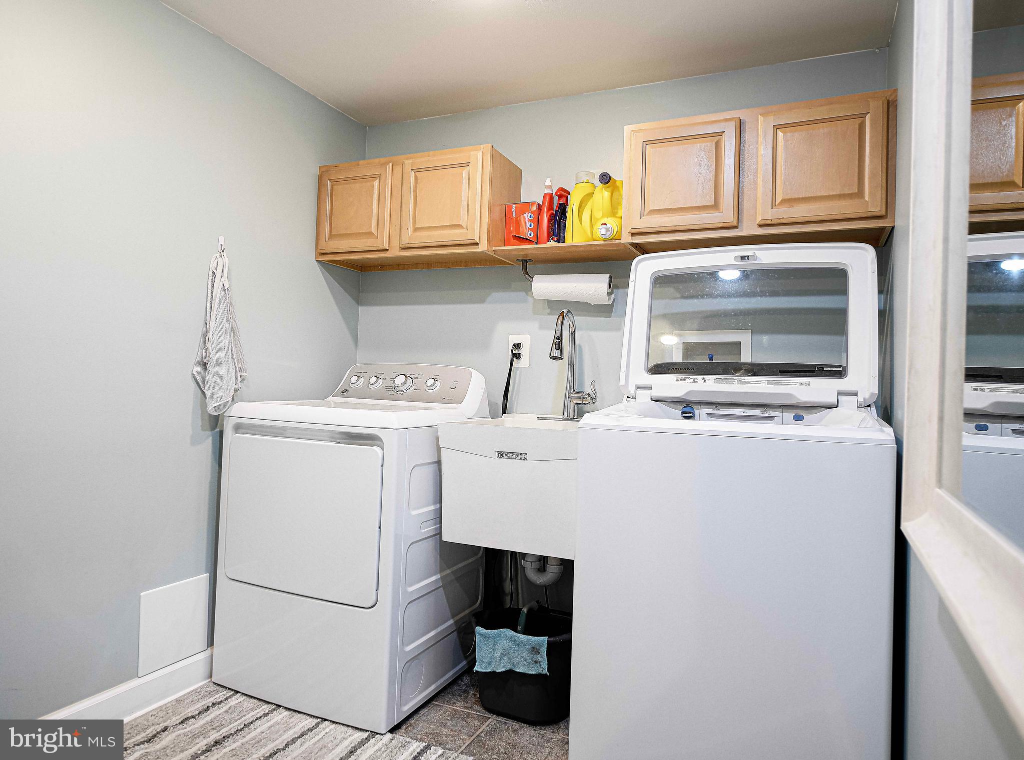 FAIRMONT - Residential