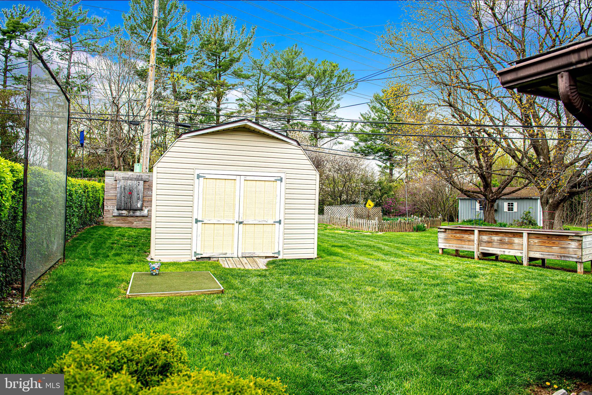 FAIRMONT - Residential