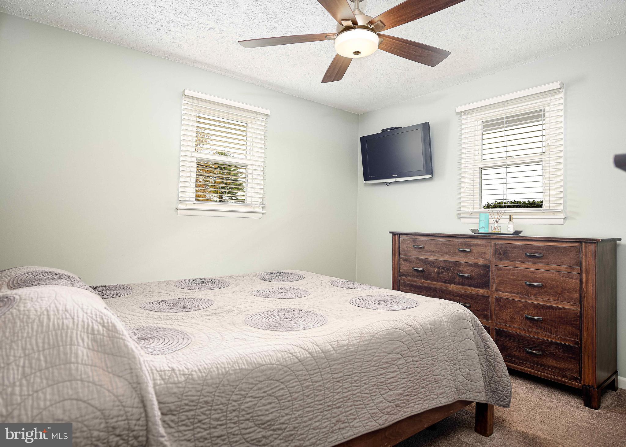 FAIRMONT - Residential