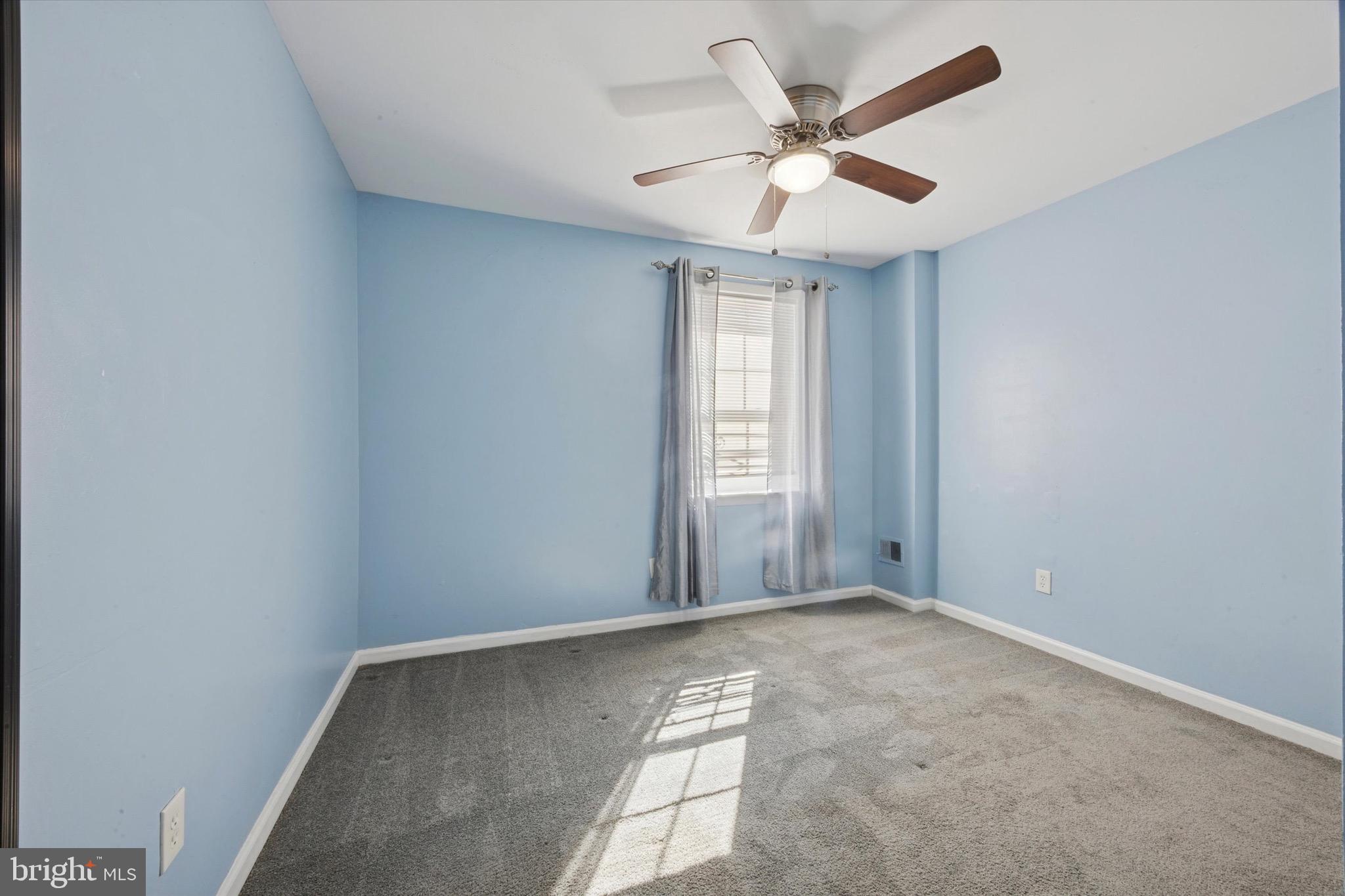 PHILADELPHIA (SOUTHWEST) - Residential