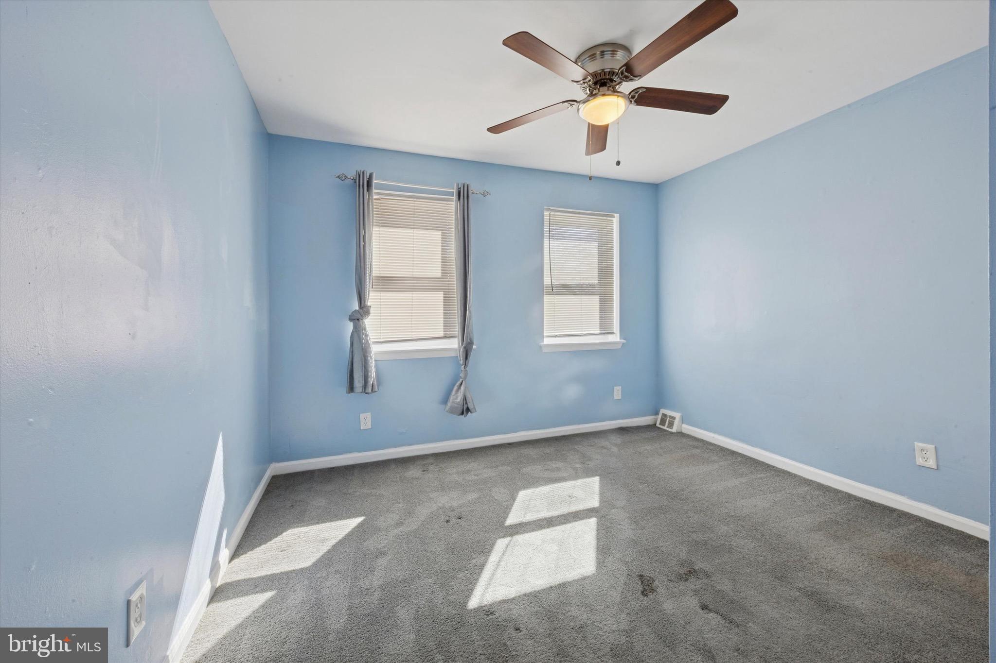 PHILADELPHIA (SOUTHWEST) - Residential