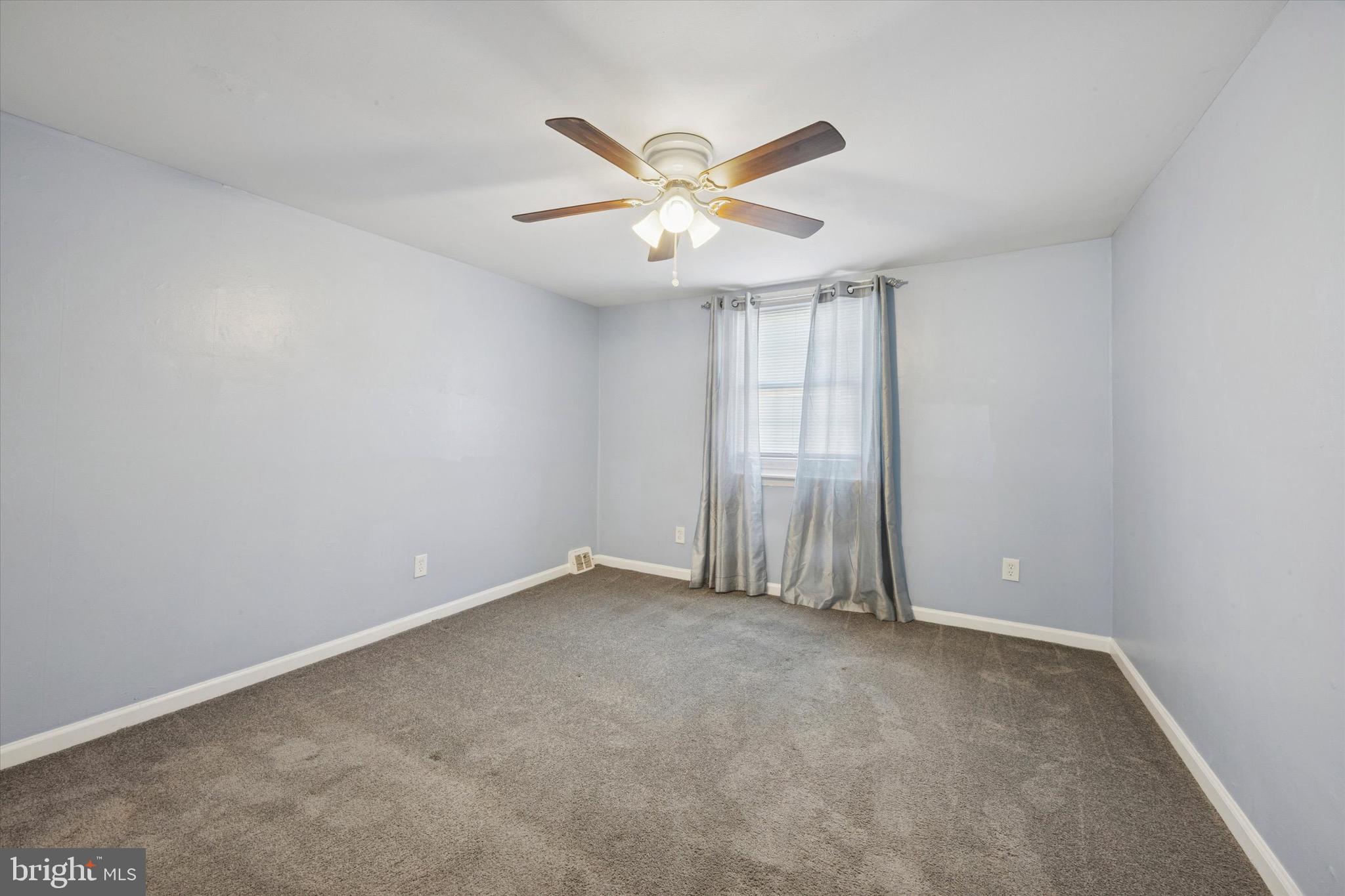 PHILADELPHIA (SOUTHWEST) - Residential