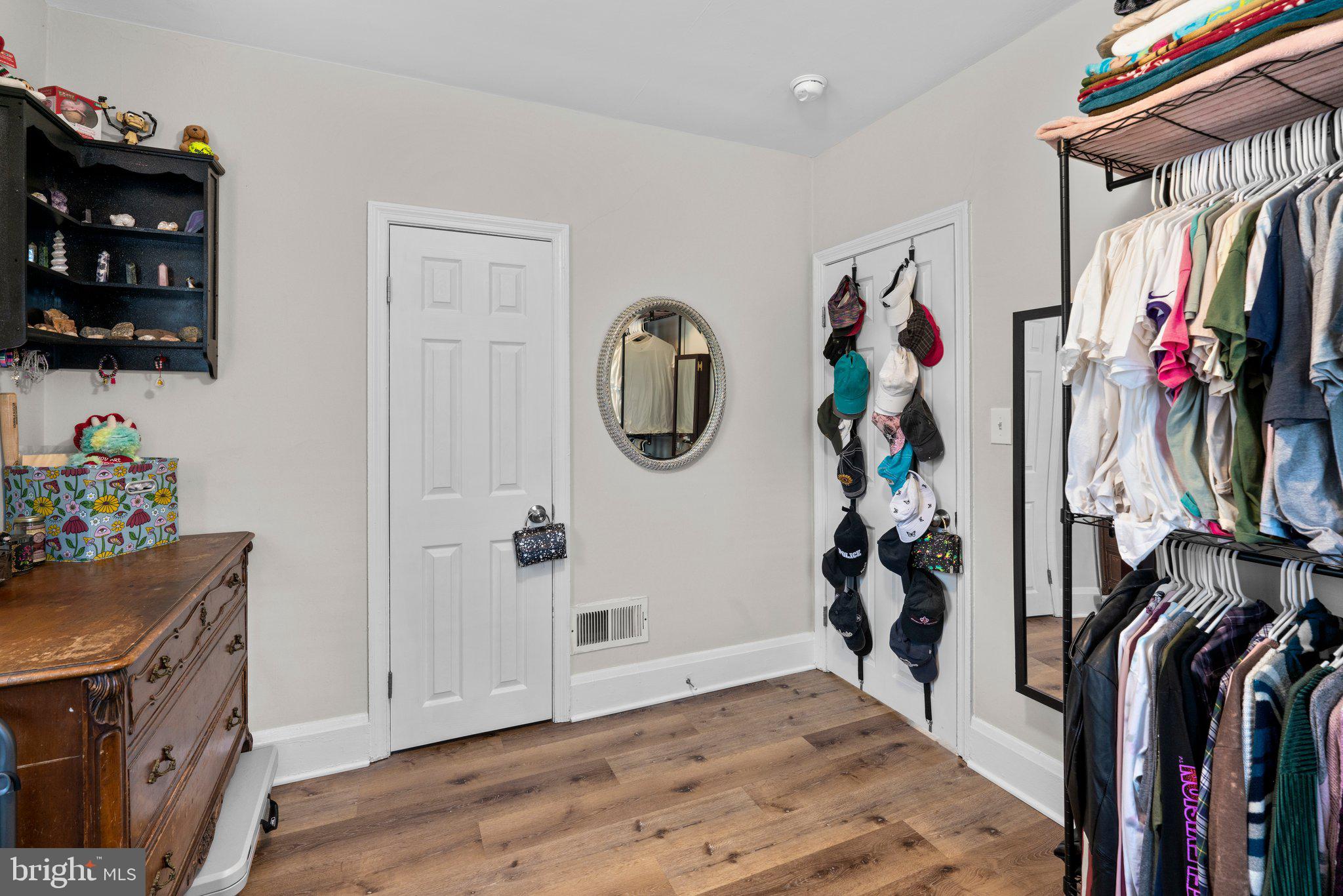 FRANKFORD - Residential