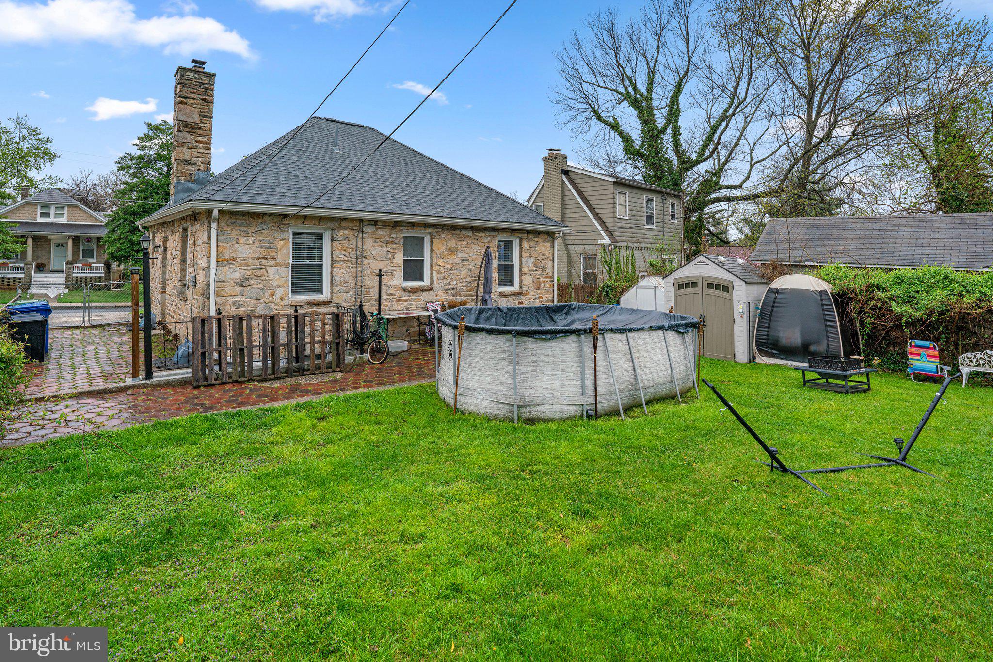 FRANKFORD - Residential