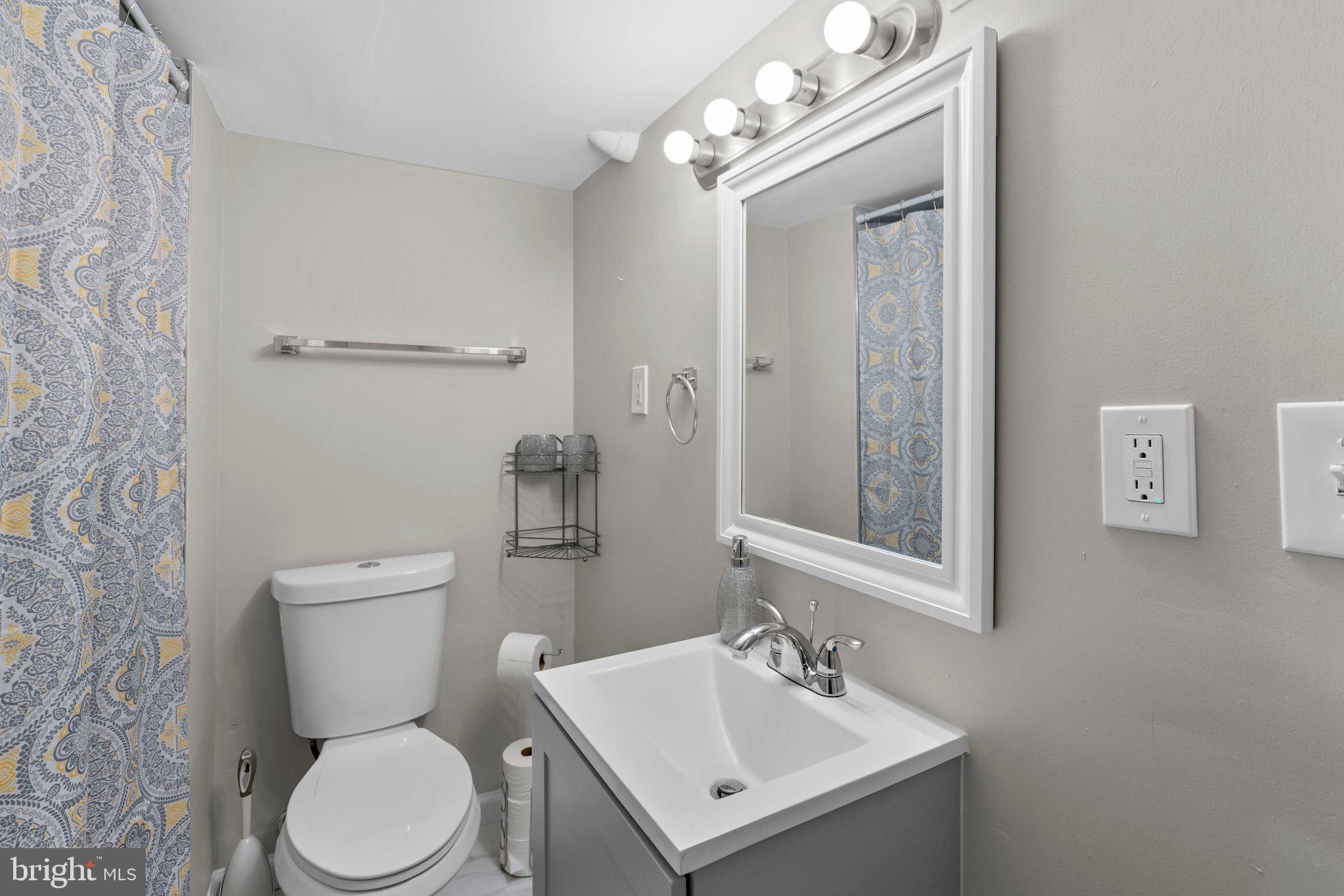 FRANKFORD - Residential