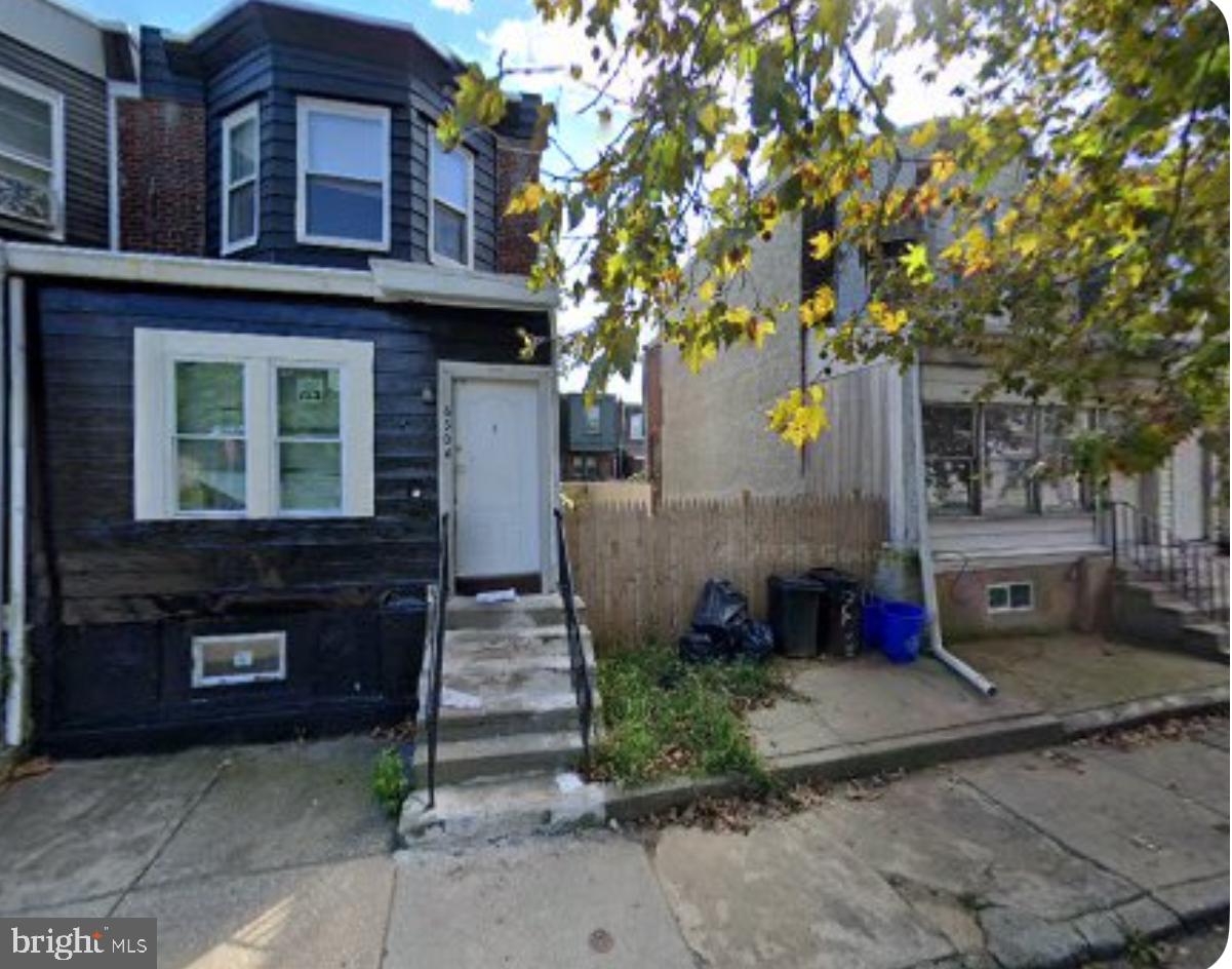 ELMWOOD PARK - Land