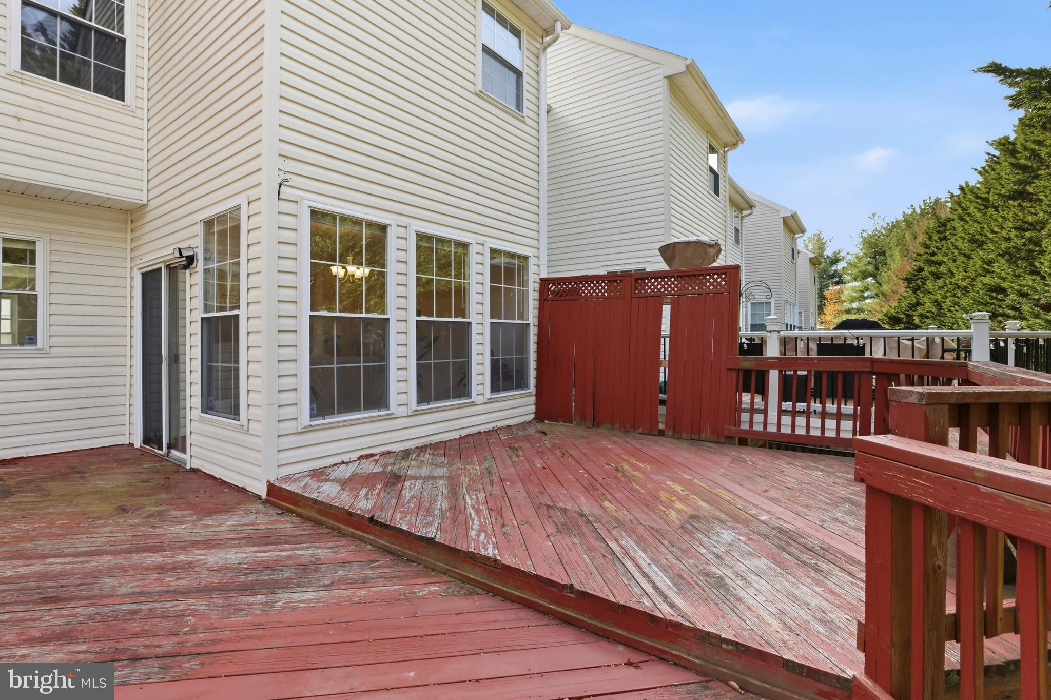 SUMMIT CREEK - Residential