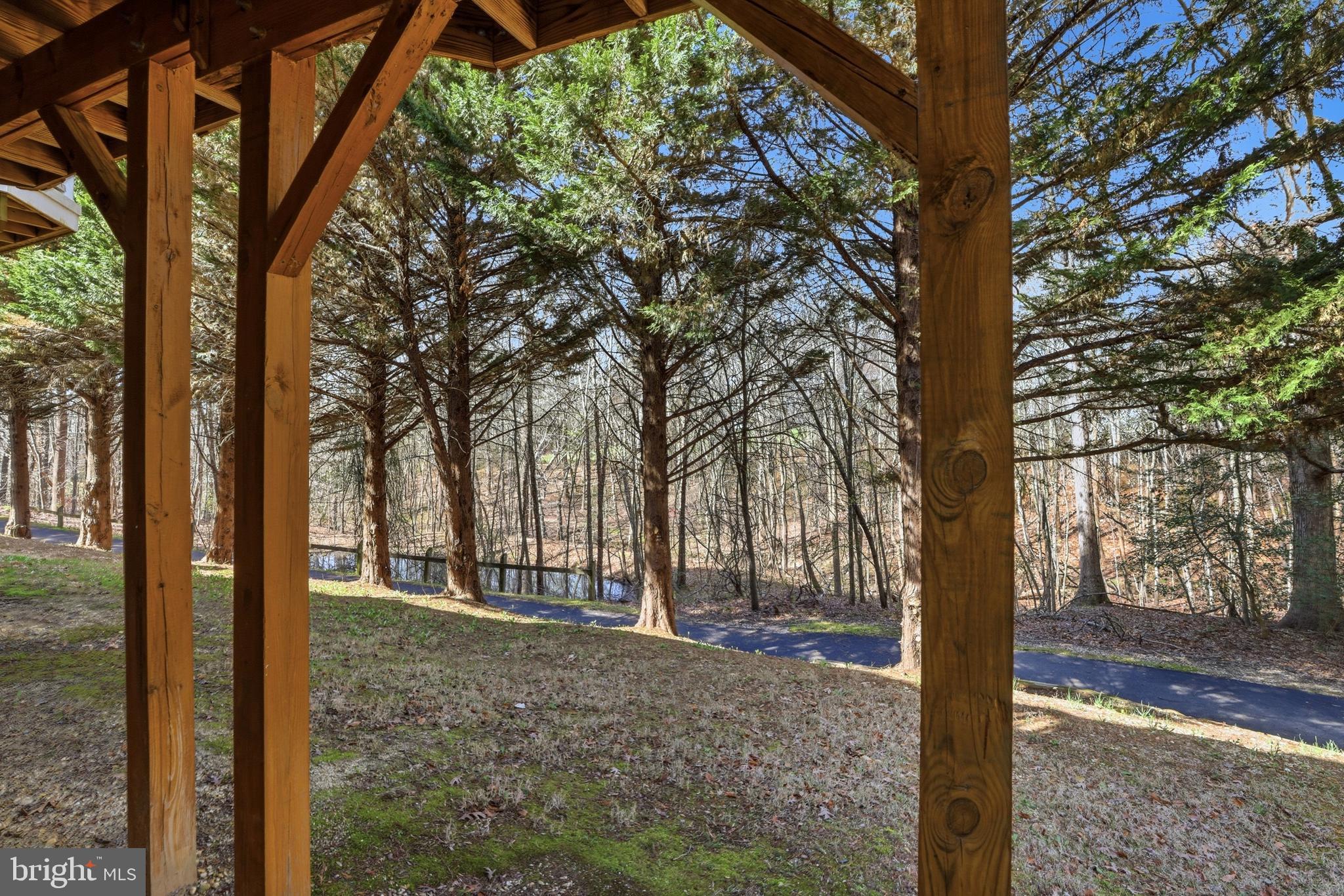 SUMMIT CREEK - Residential