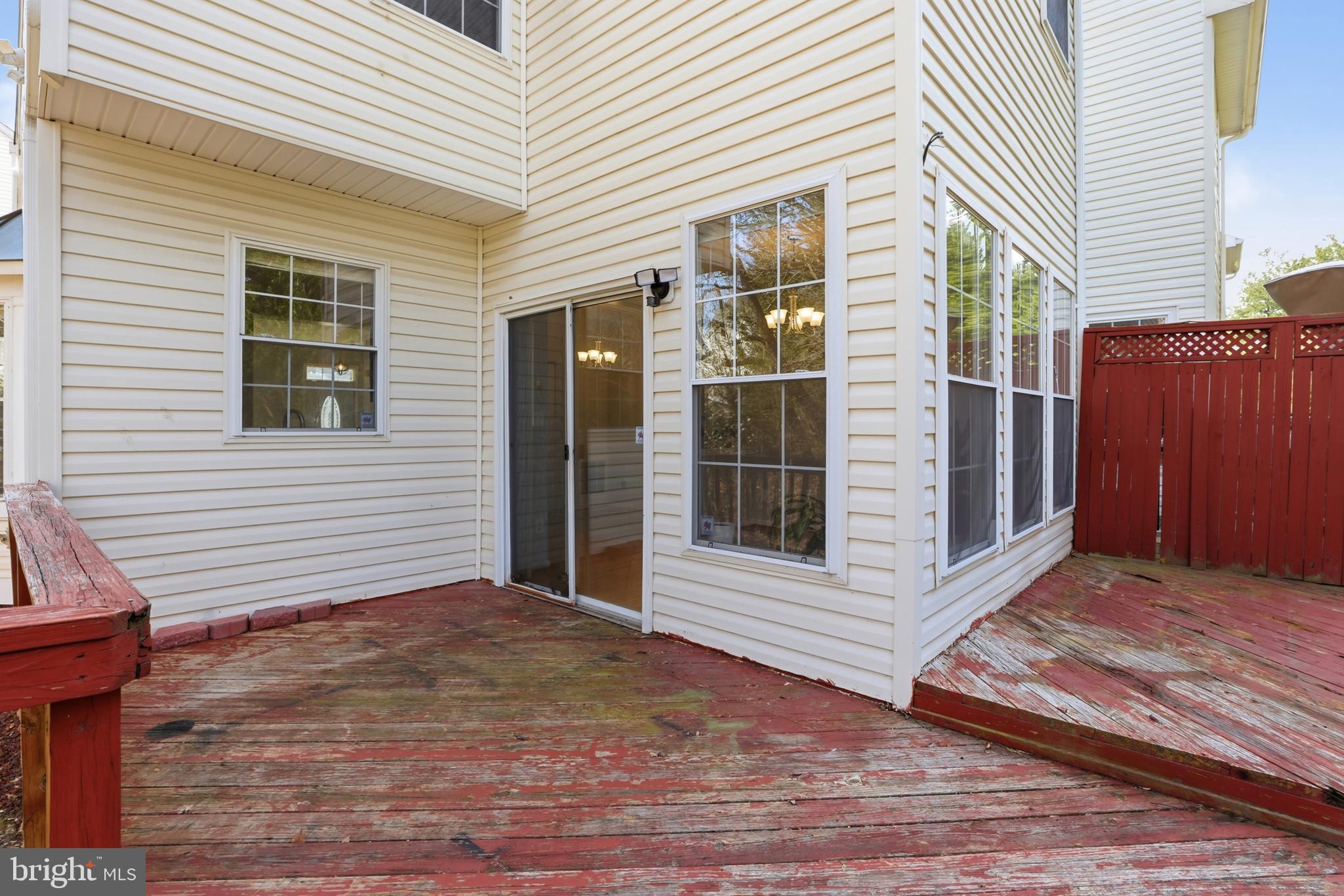 SUMMIT CREEK - Residential