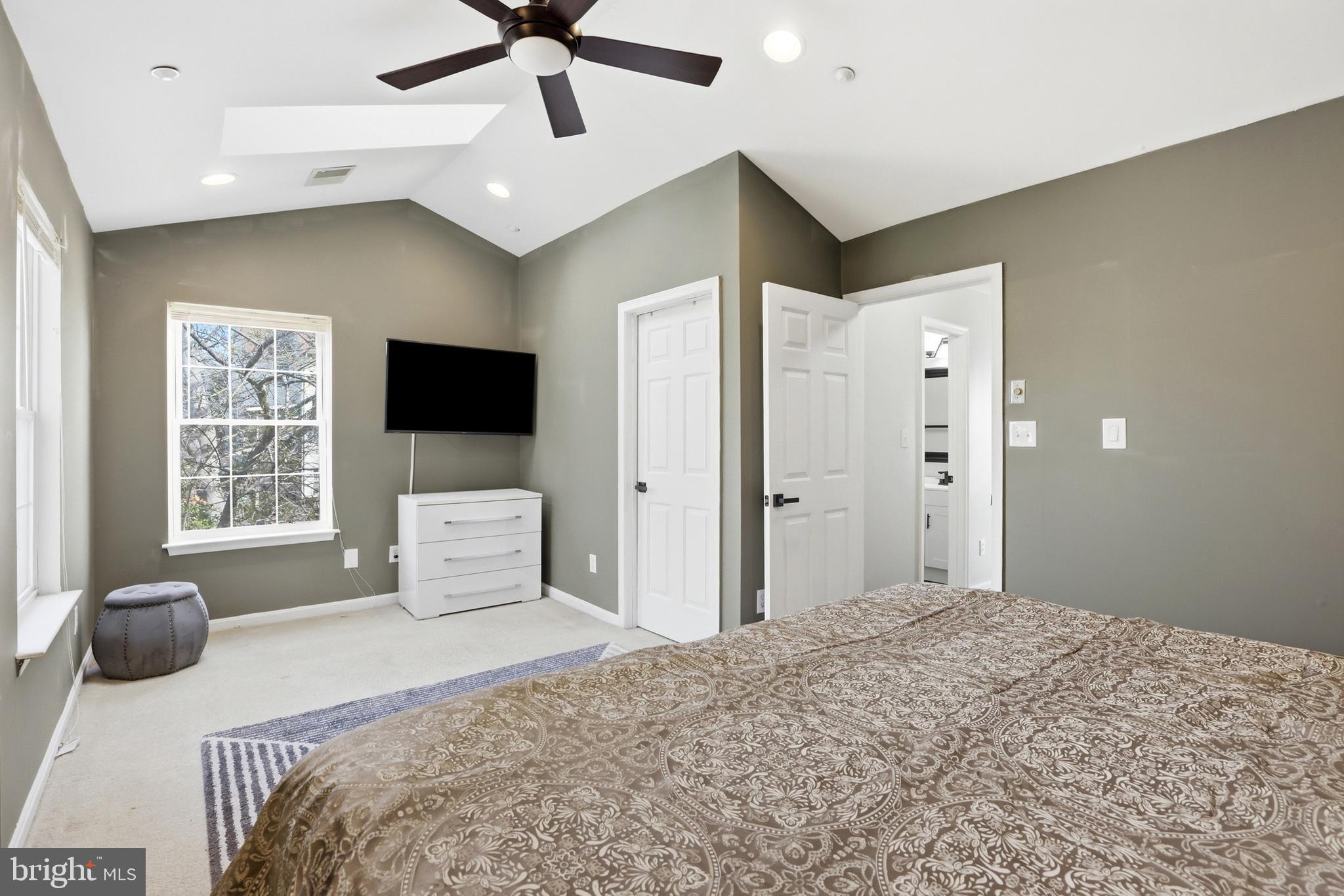 SUMMIT CREEK - Residential