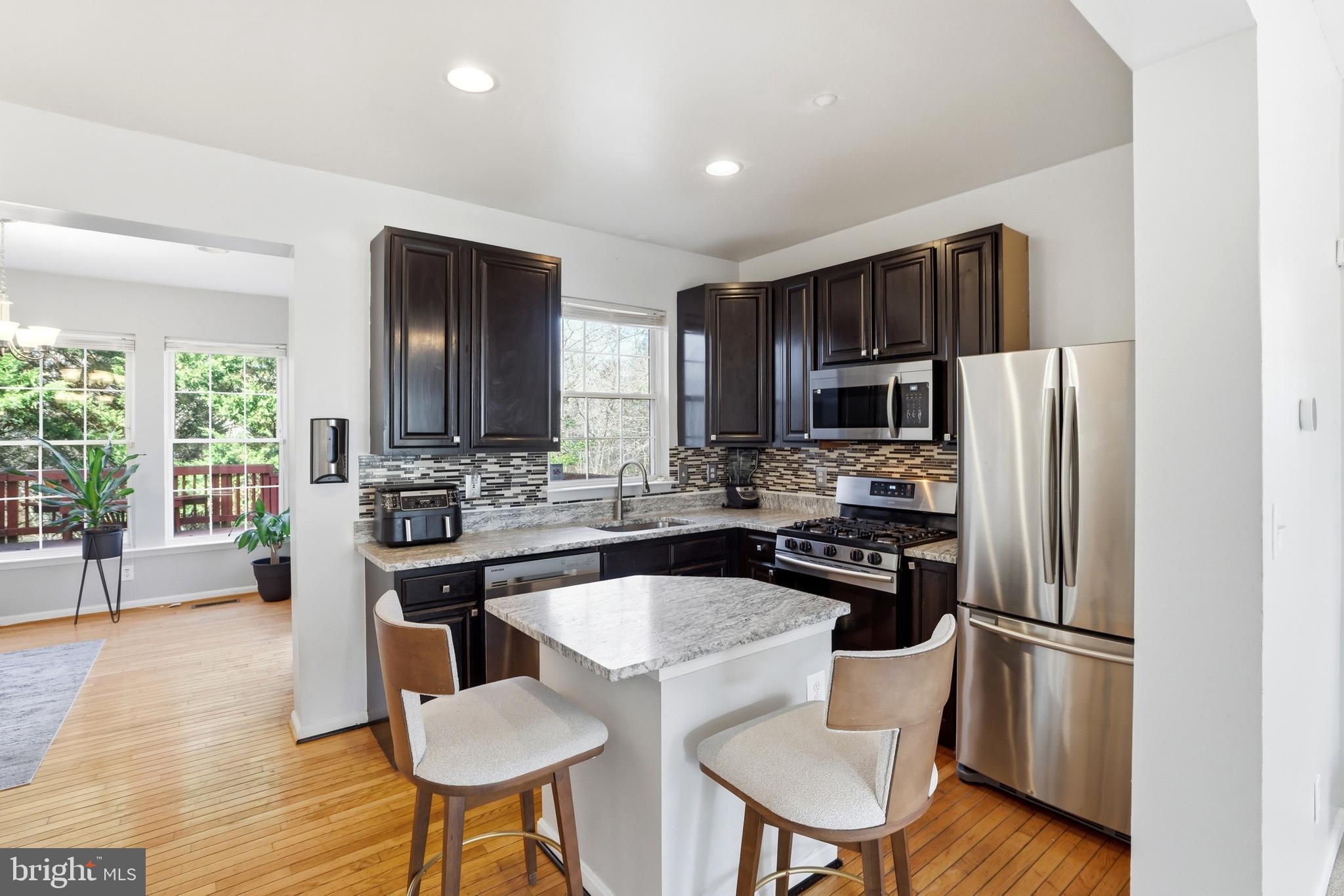 SUMMIT CREEK - Residential