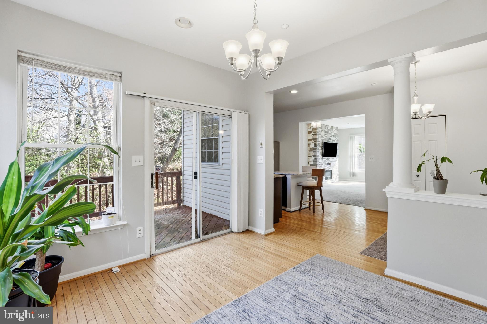 SUMMIT CREEK - Residential