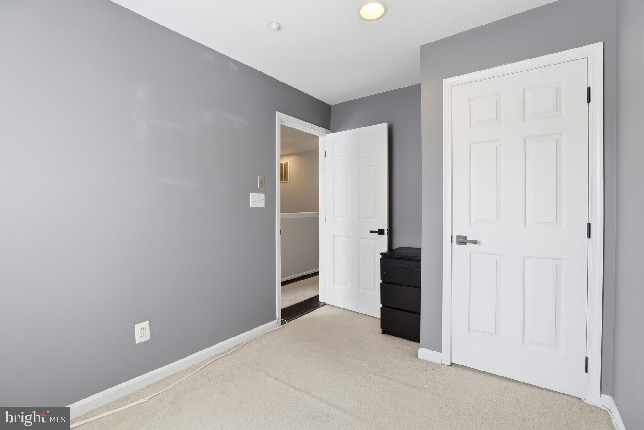 SUMMIT CREEK - Residential