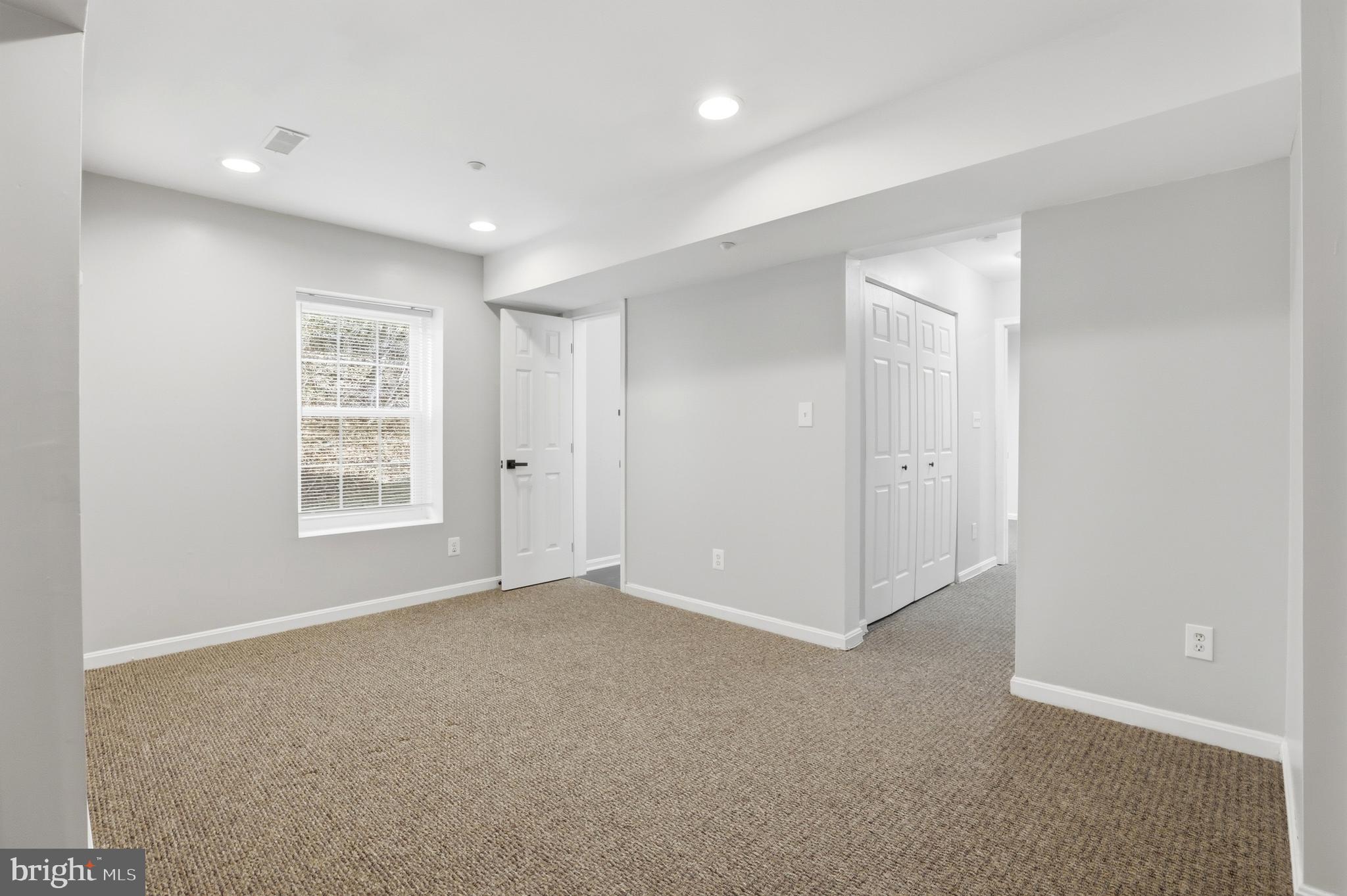 SUMMIT CREEK - Residential