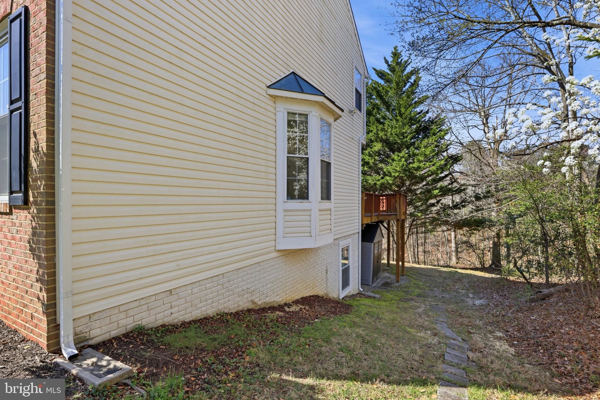 SUMMIT CREEK - Residential