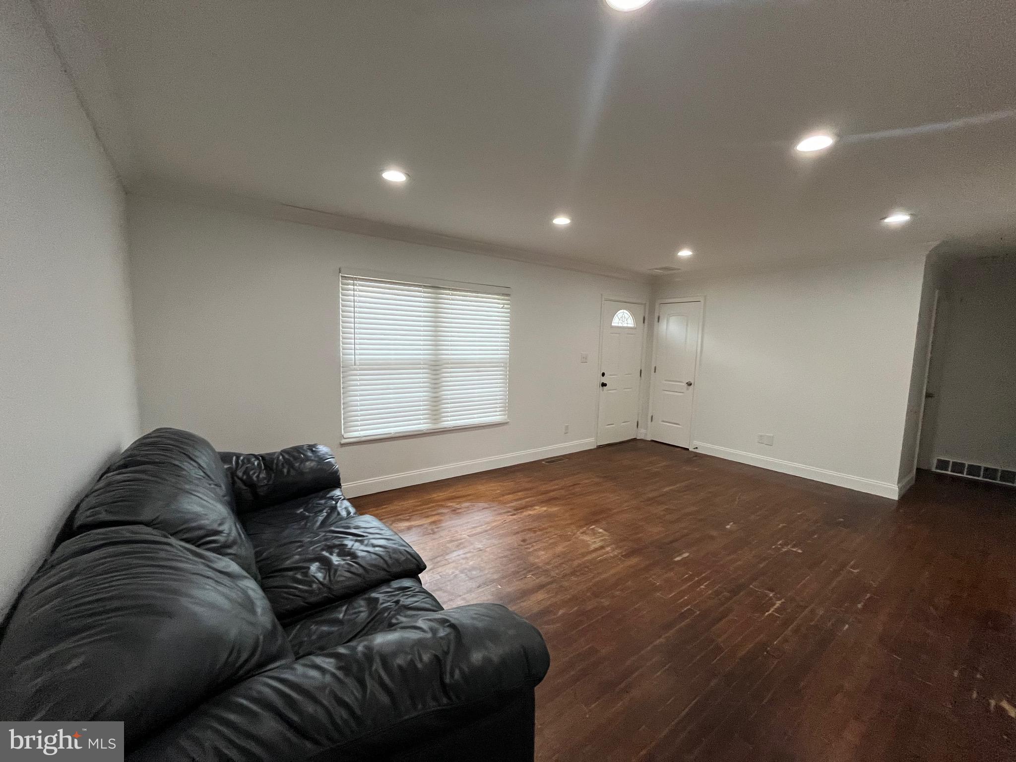 EDGEWOOD MEADOWS - Residential