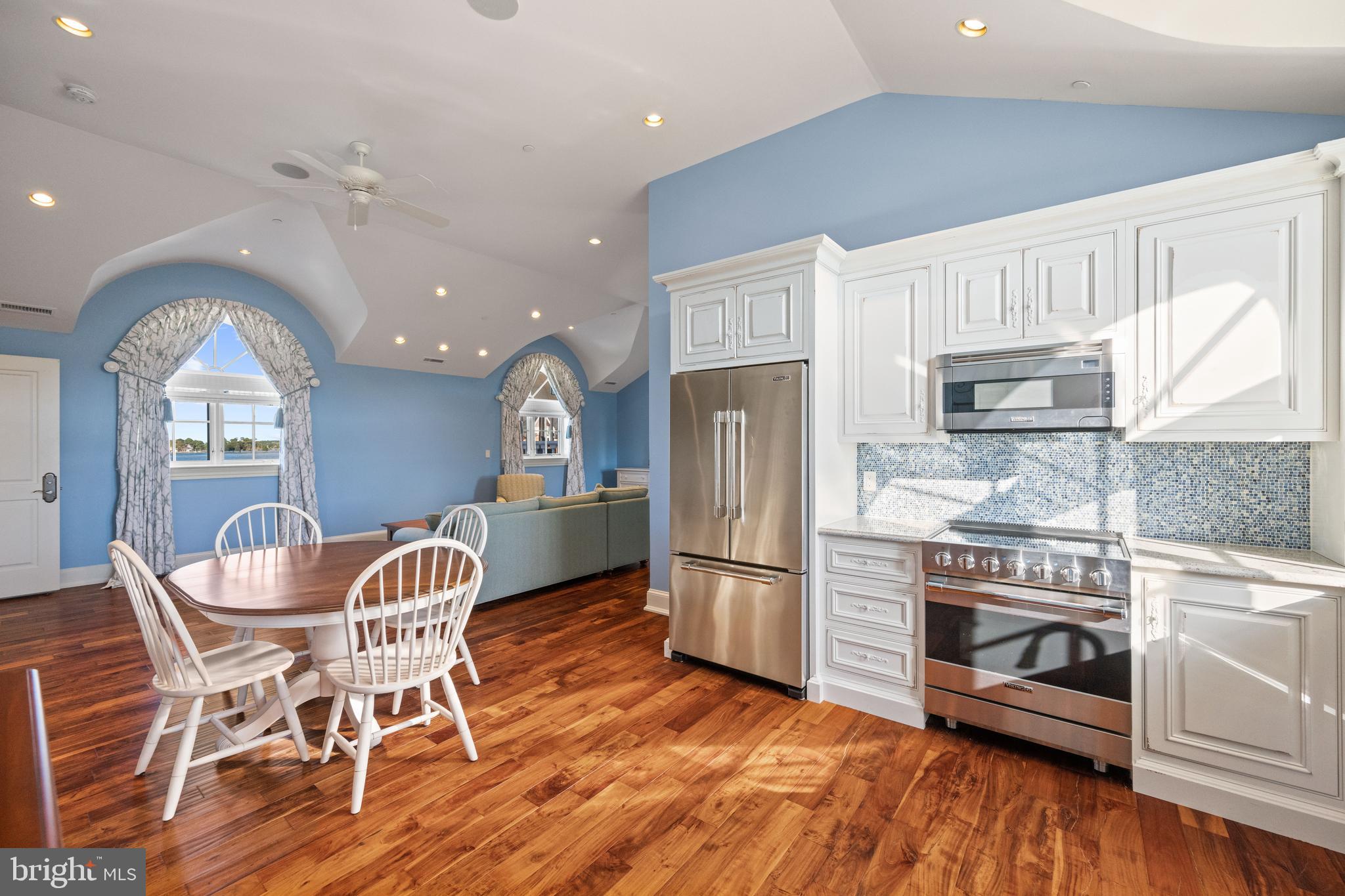 MORGAN'S POINT - Residential