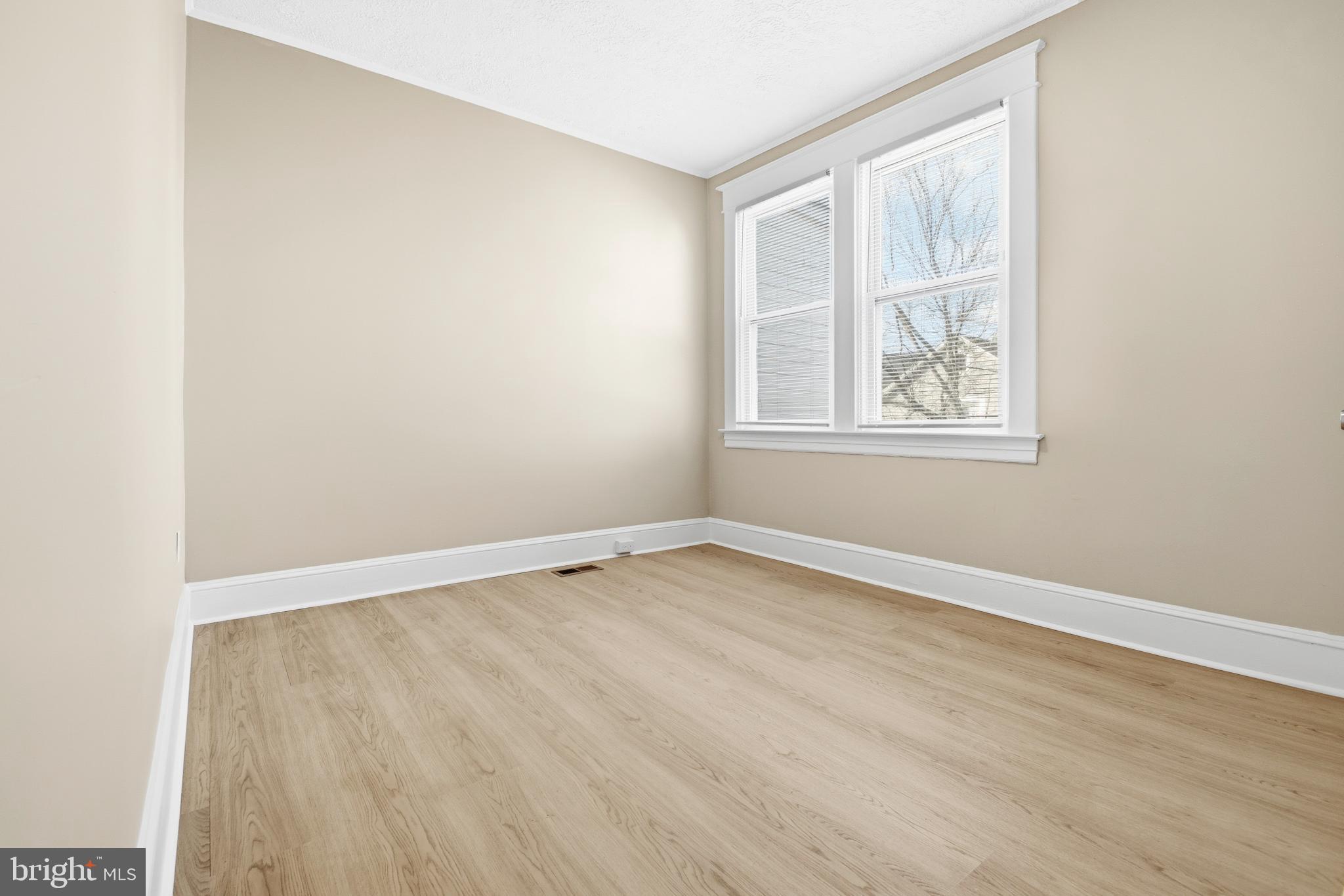 ARLINGTON - Residential