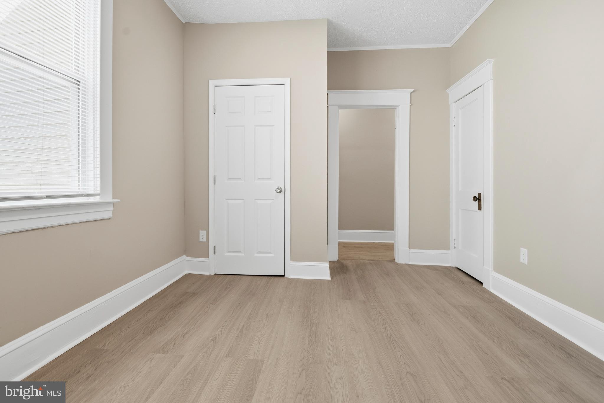 ARLINGTON - Residential