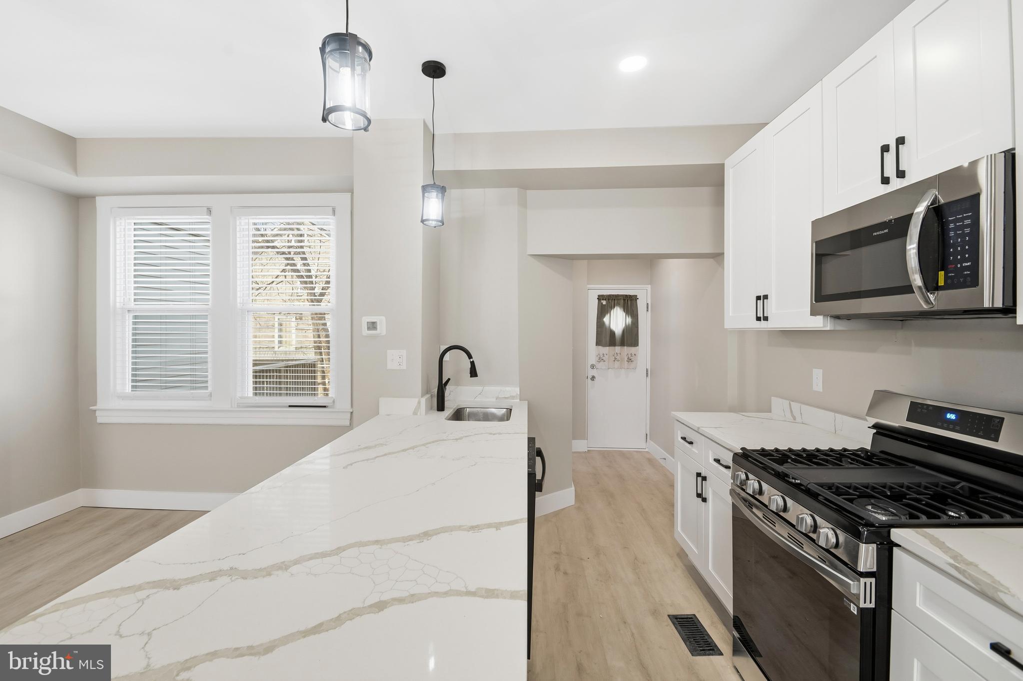 ARLINGTON - Residential