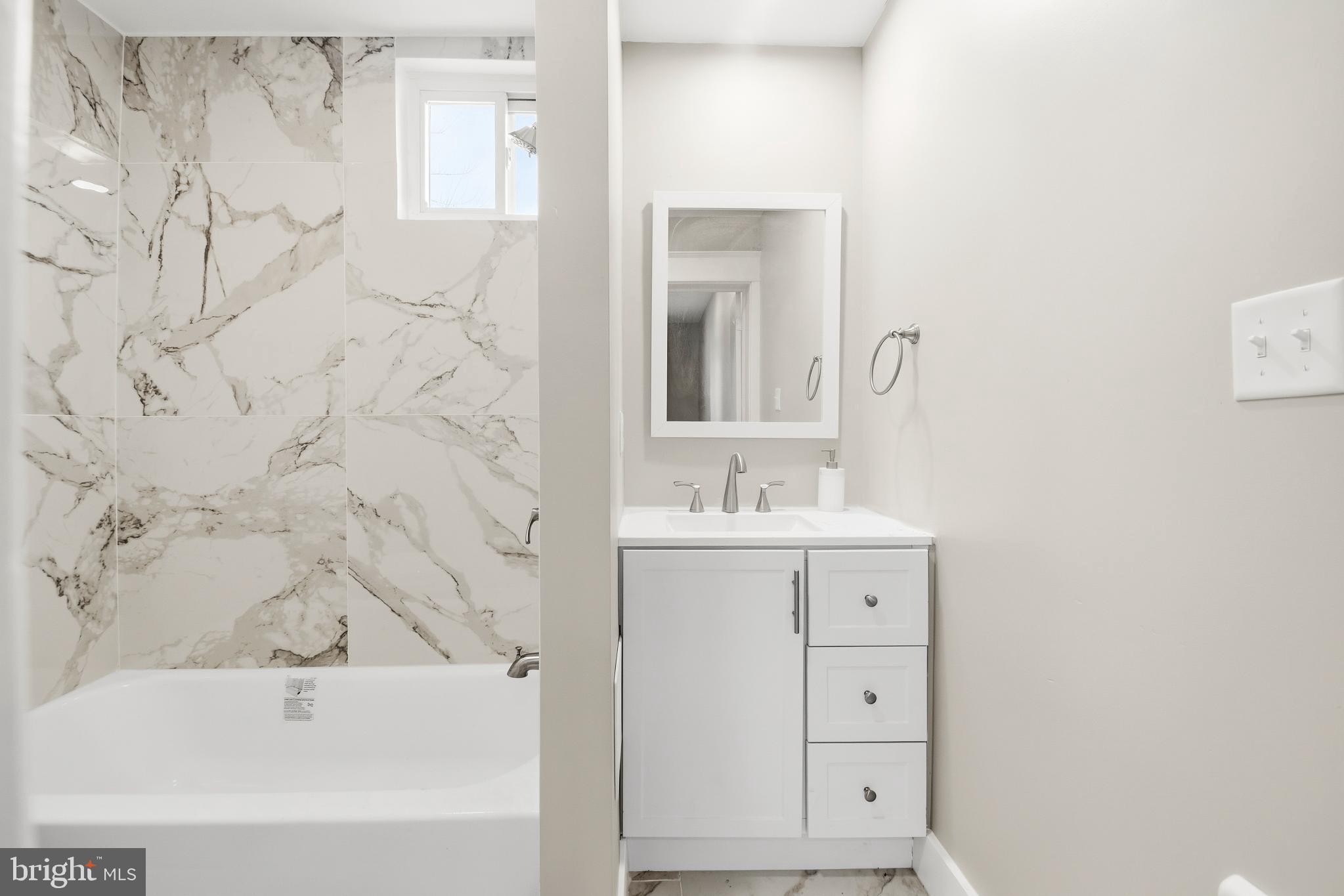 ARLINGTON - Residential