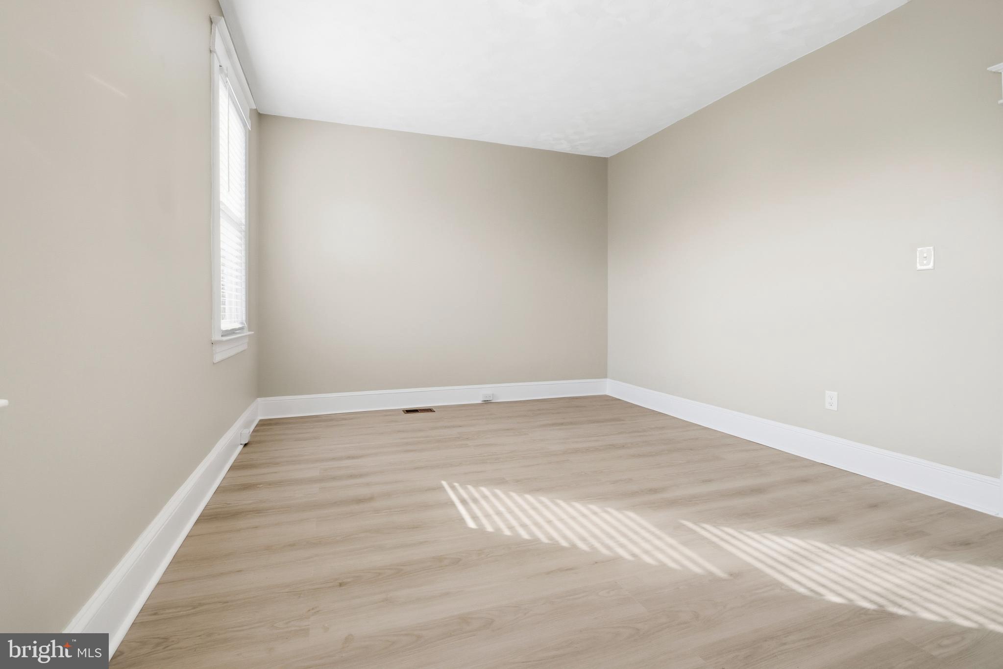 ARLINGTON - Residential