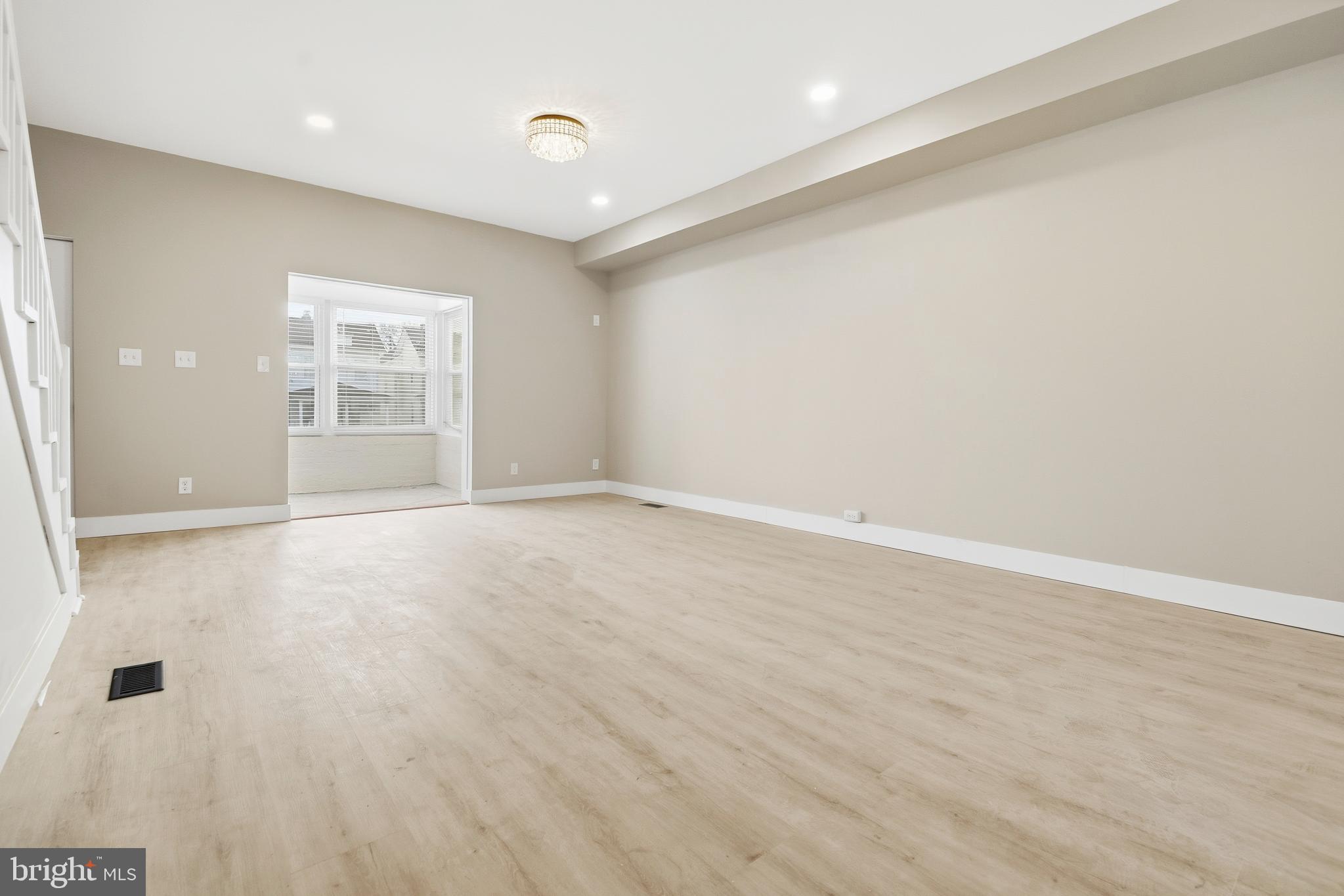 ARLINGTON - Residential