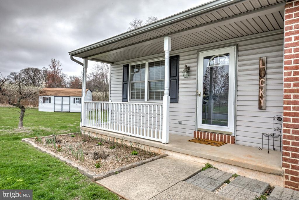 Photo of 23 Rosemont Drive, DENVER, PA 17517 (MLS # PALA2068026)