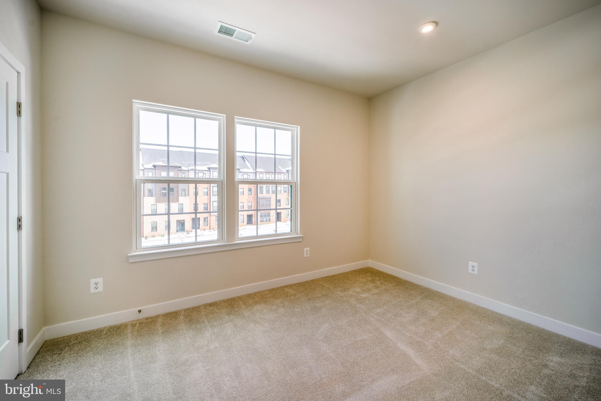 FOSTER'S GLEN - Residential