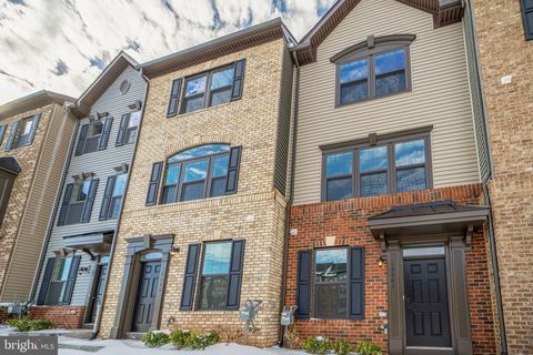 Photo of 14062 Sunrise Valley Drive, HERNDON, VA 20171 (MLS # VAFX2294212)