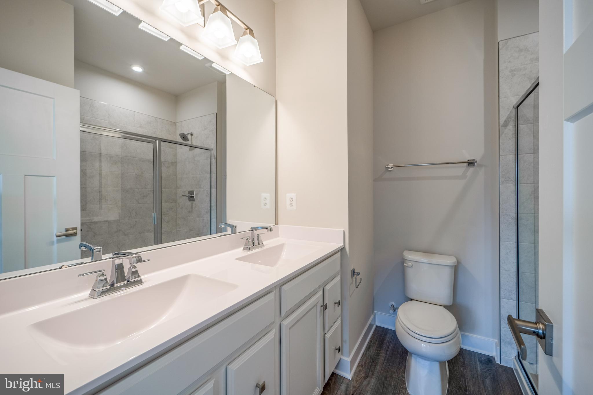 FOSTER'S GLEN - Residential