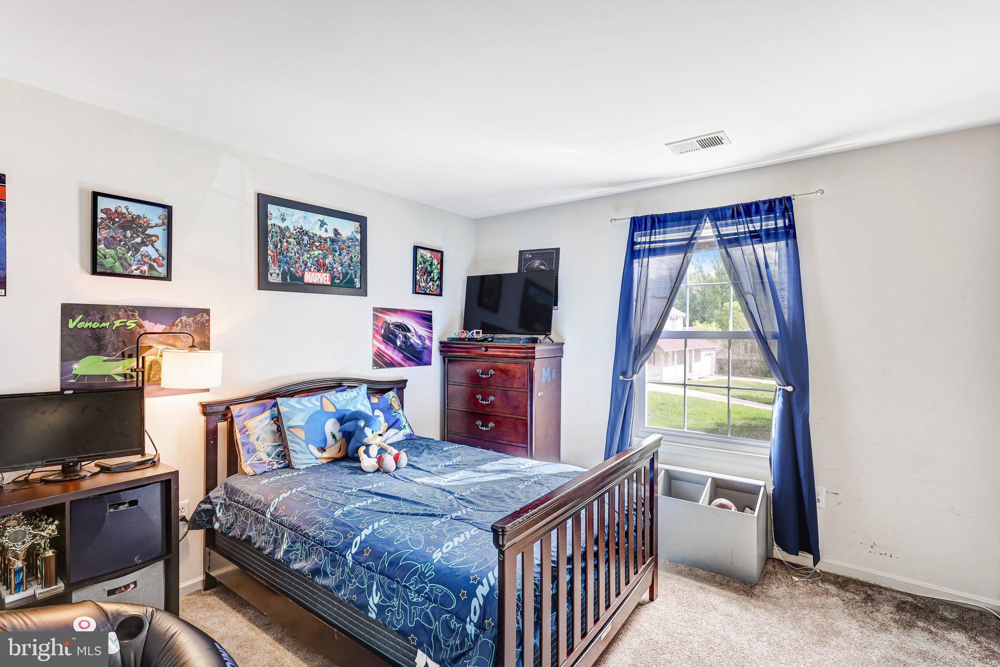FOX RUN ESTATES - Residential
