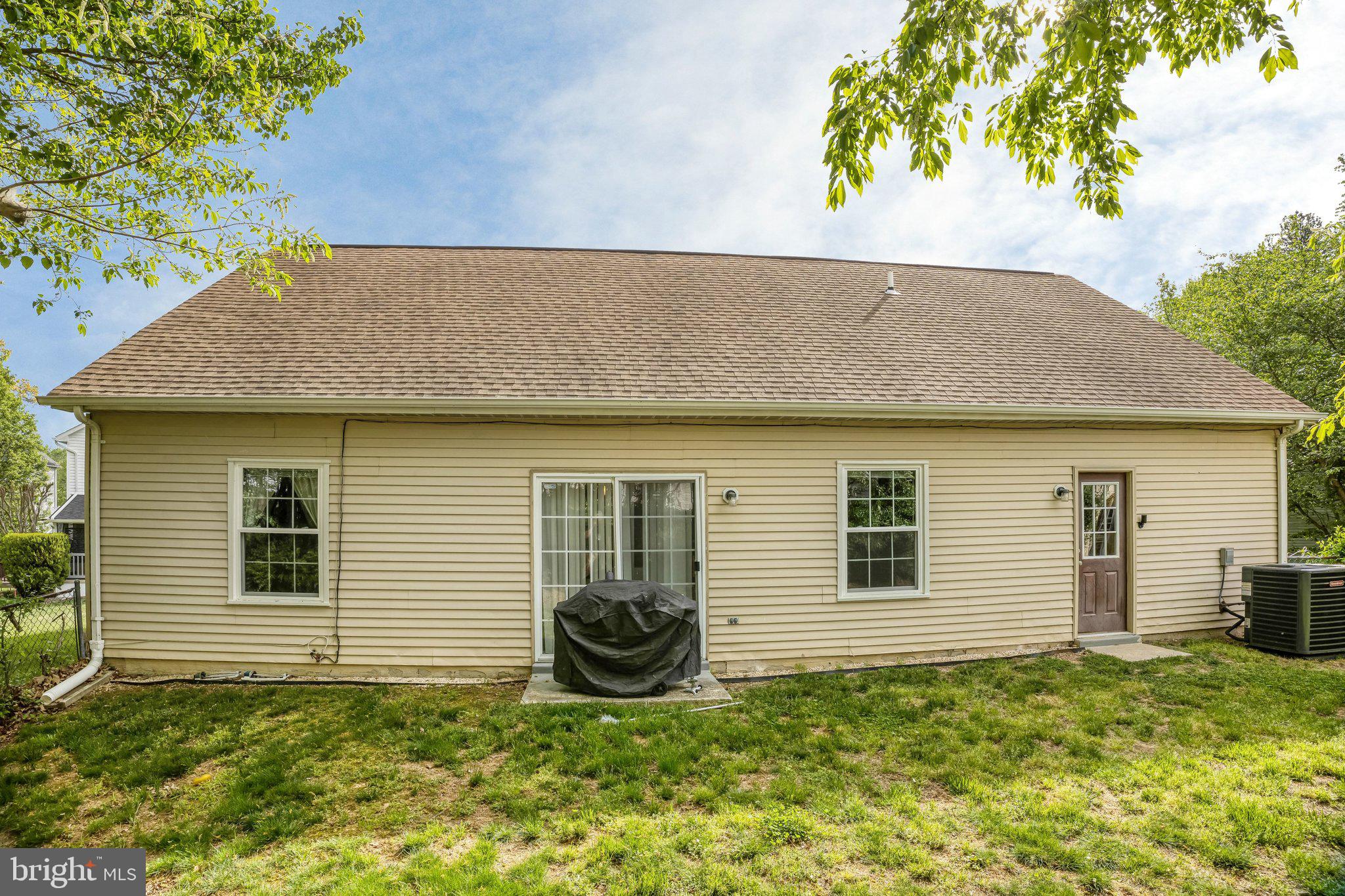 FOX RUN ESTATES - Residential