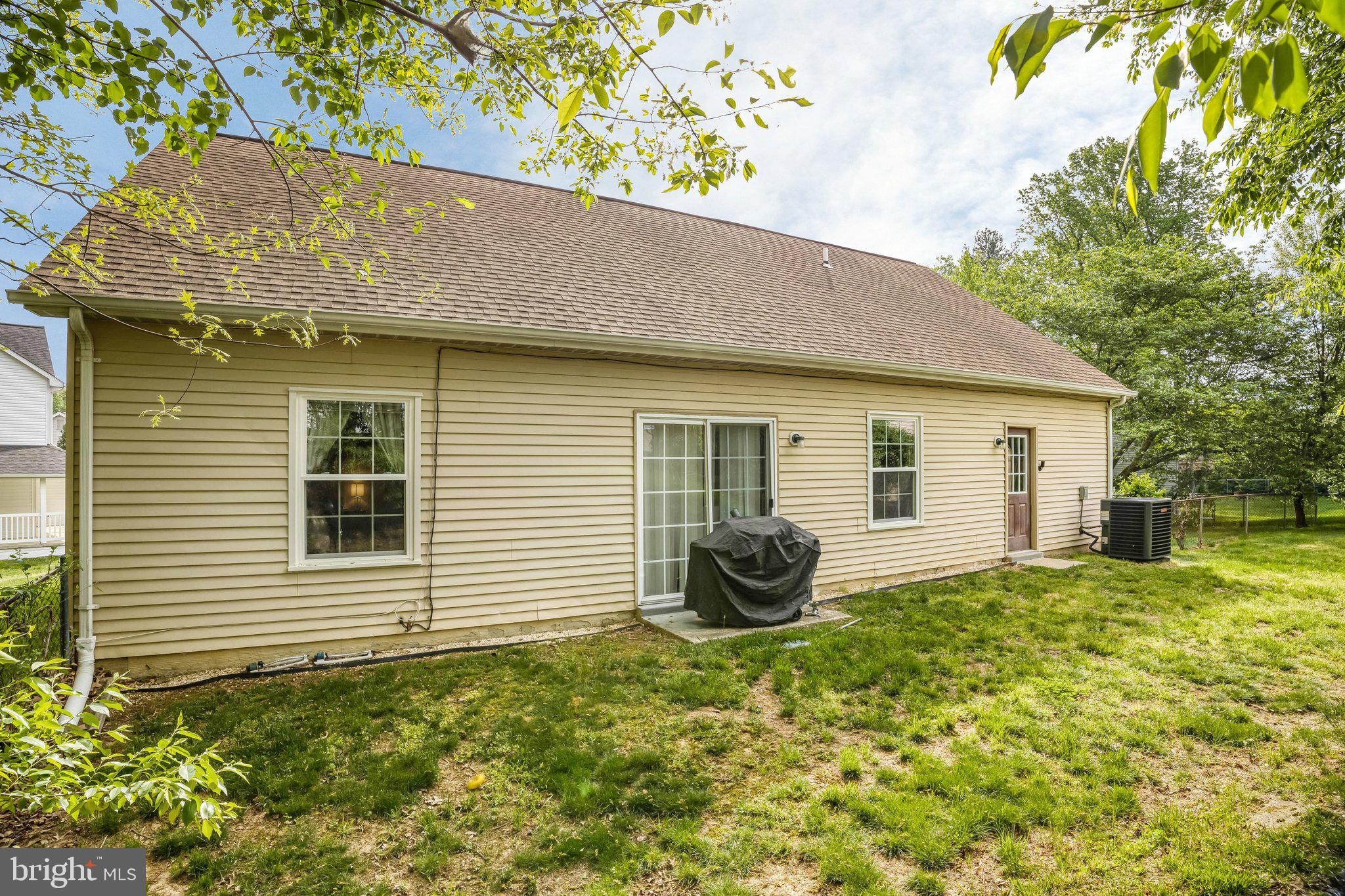 FOX RUN ESTATES - Residential