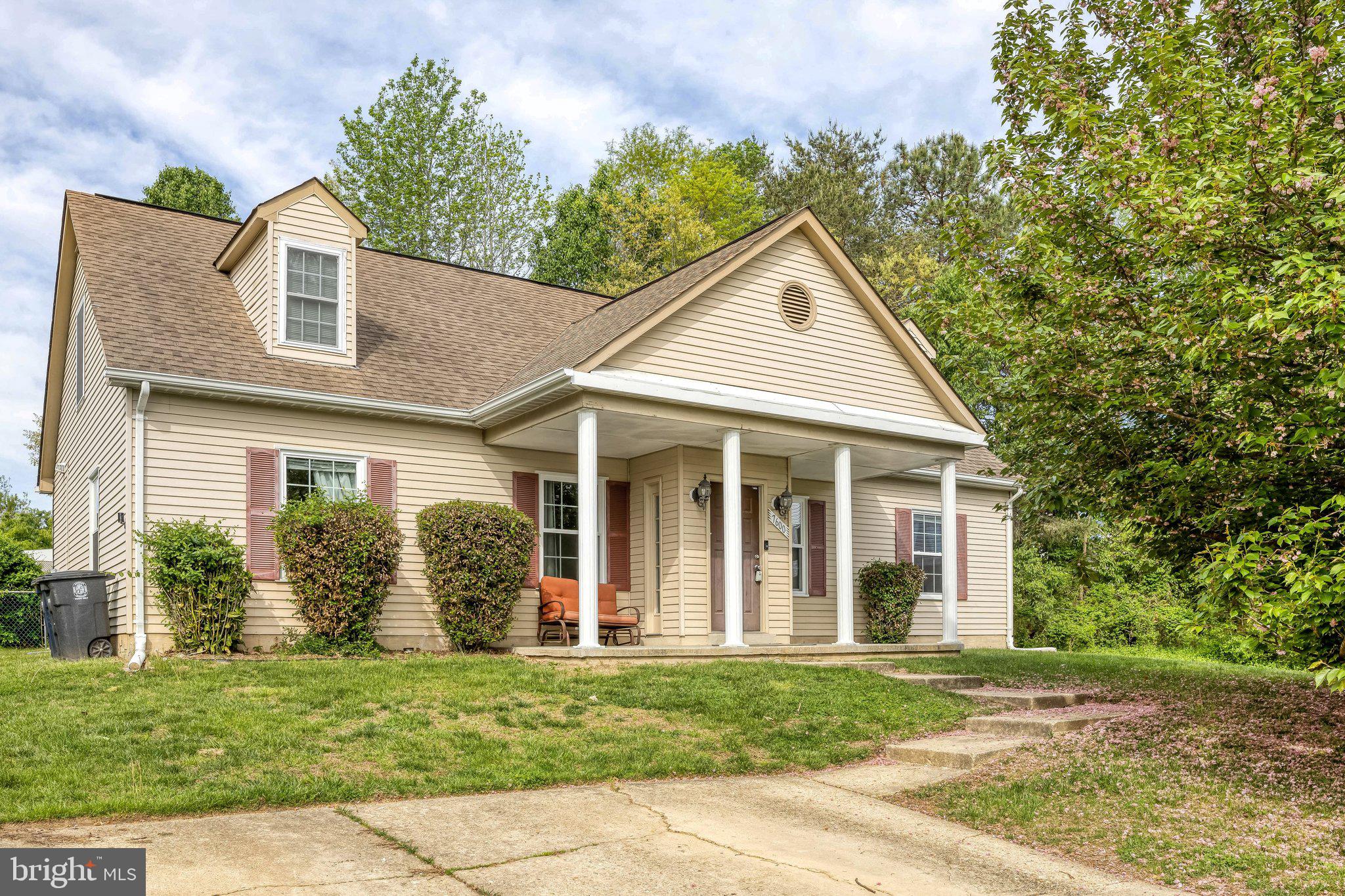 FOX RUN ESTATES - Residential