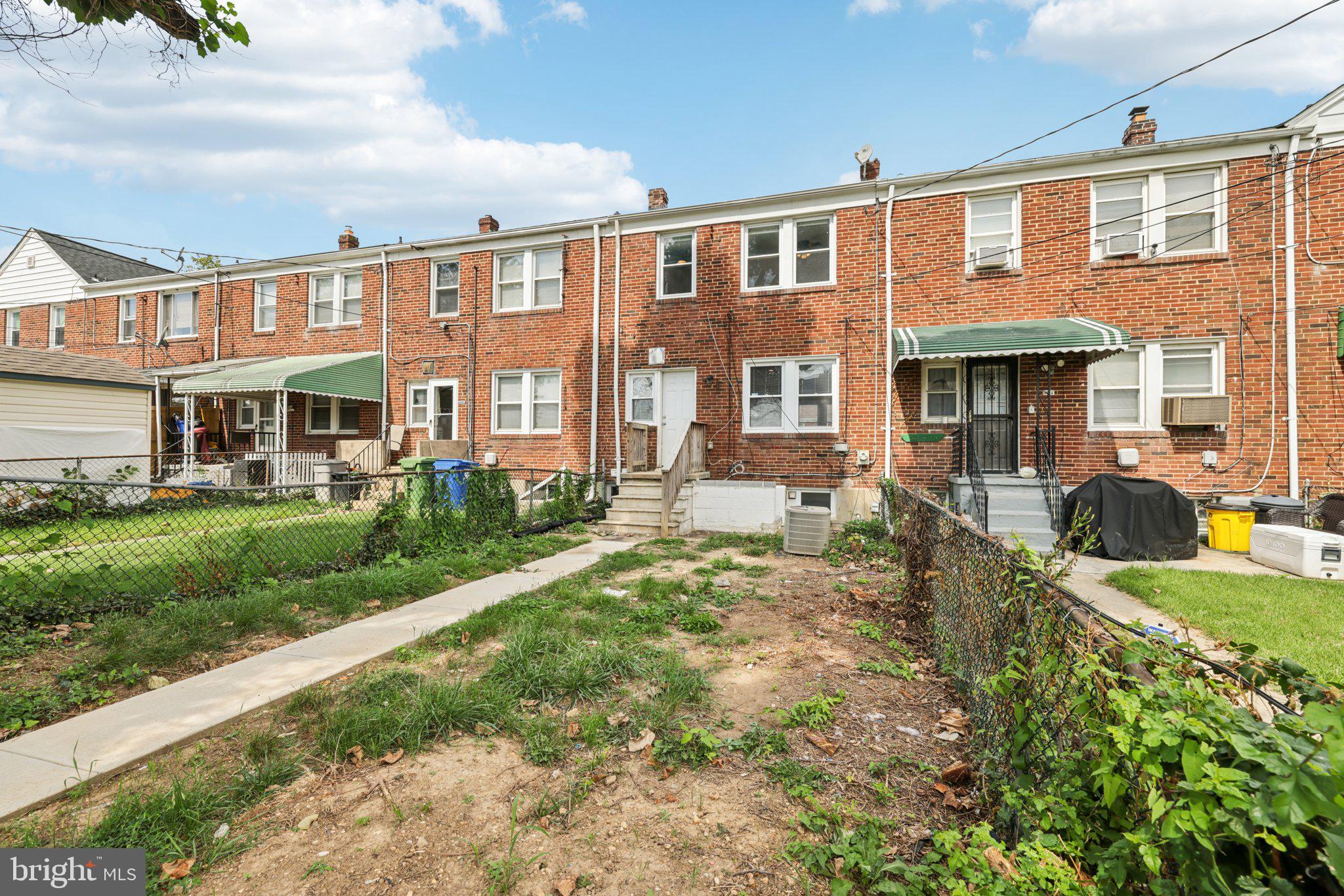 NORTHWOOD - Residential