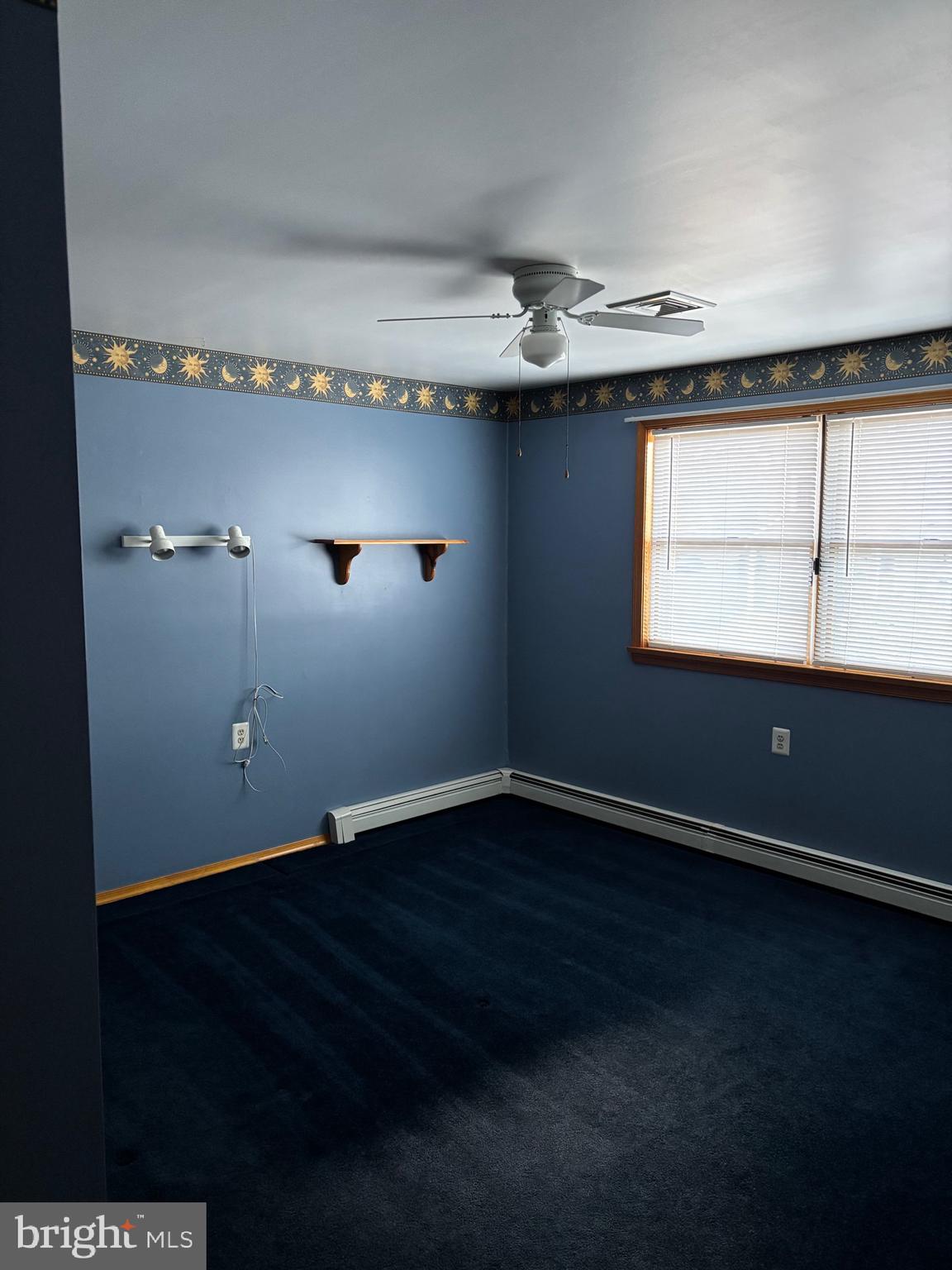 FOX CHASE - Residential