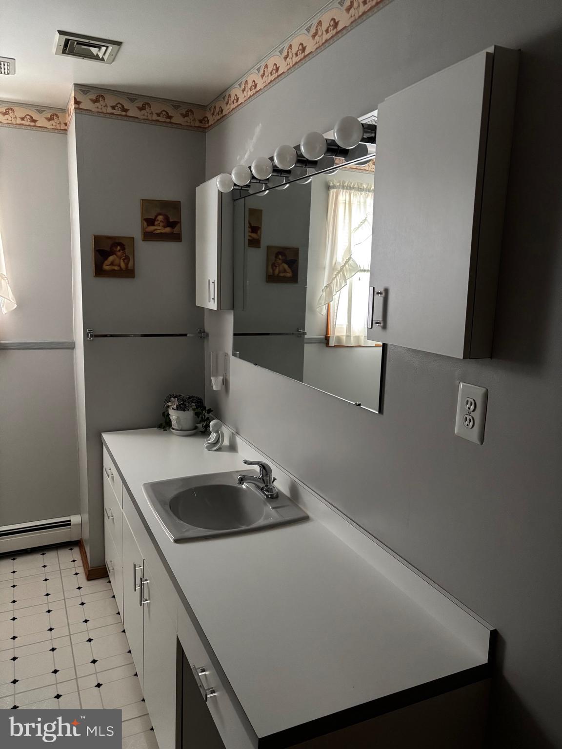 FOX CHASE - Residential