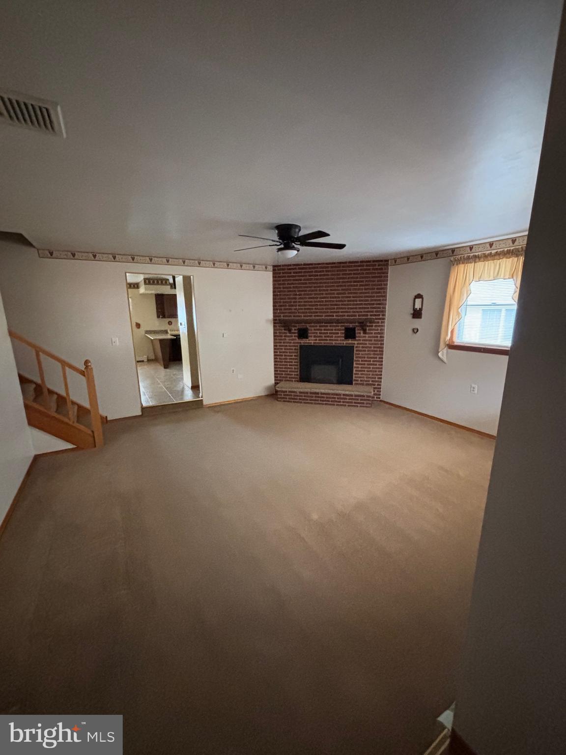 FOX CHASE - Residential