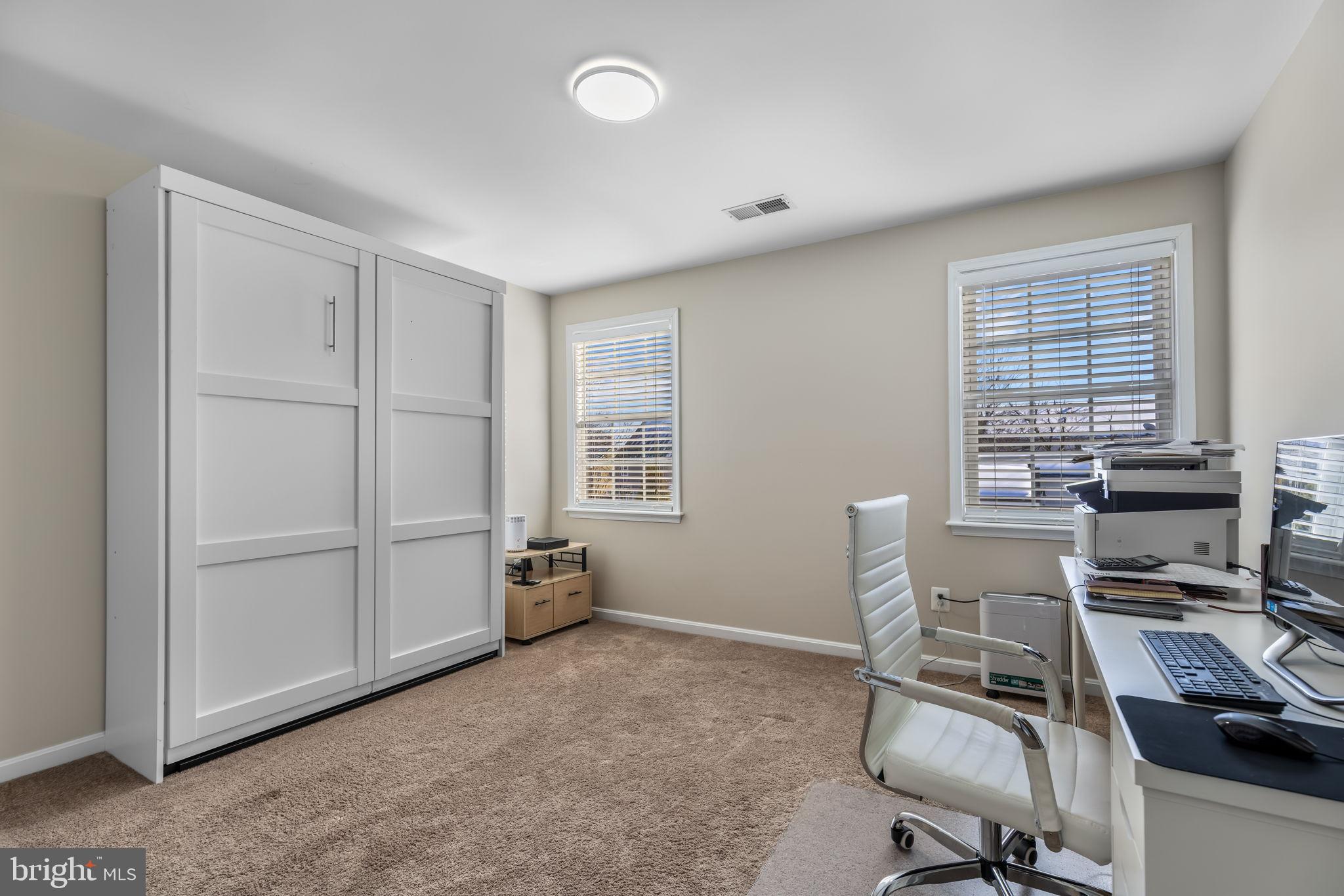 MANASSAS PARK - Residential