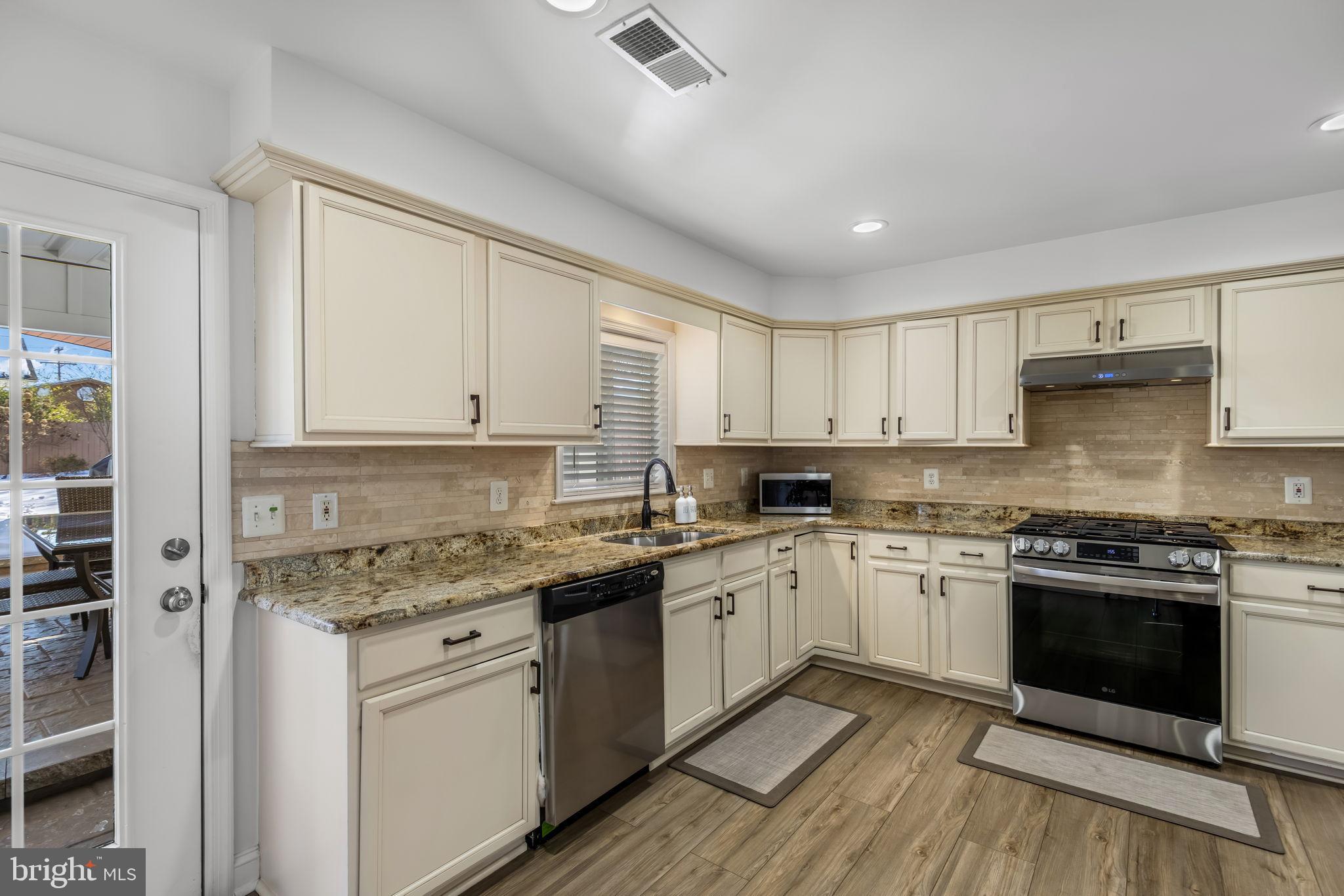 MANASSAS PARK - Residential