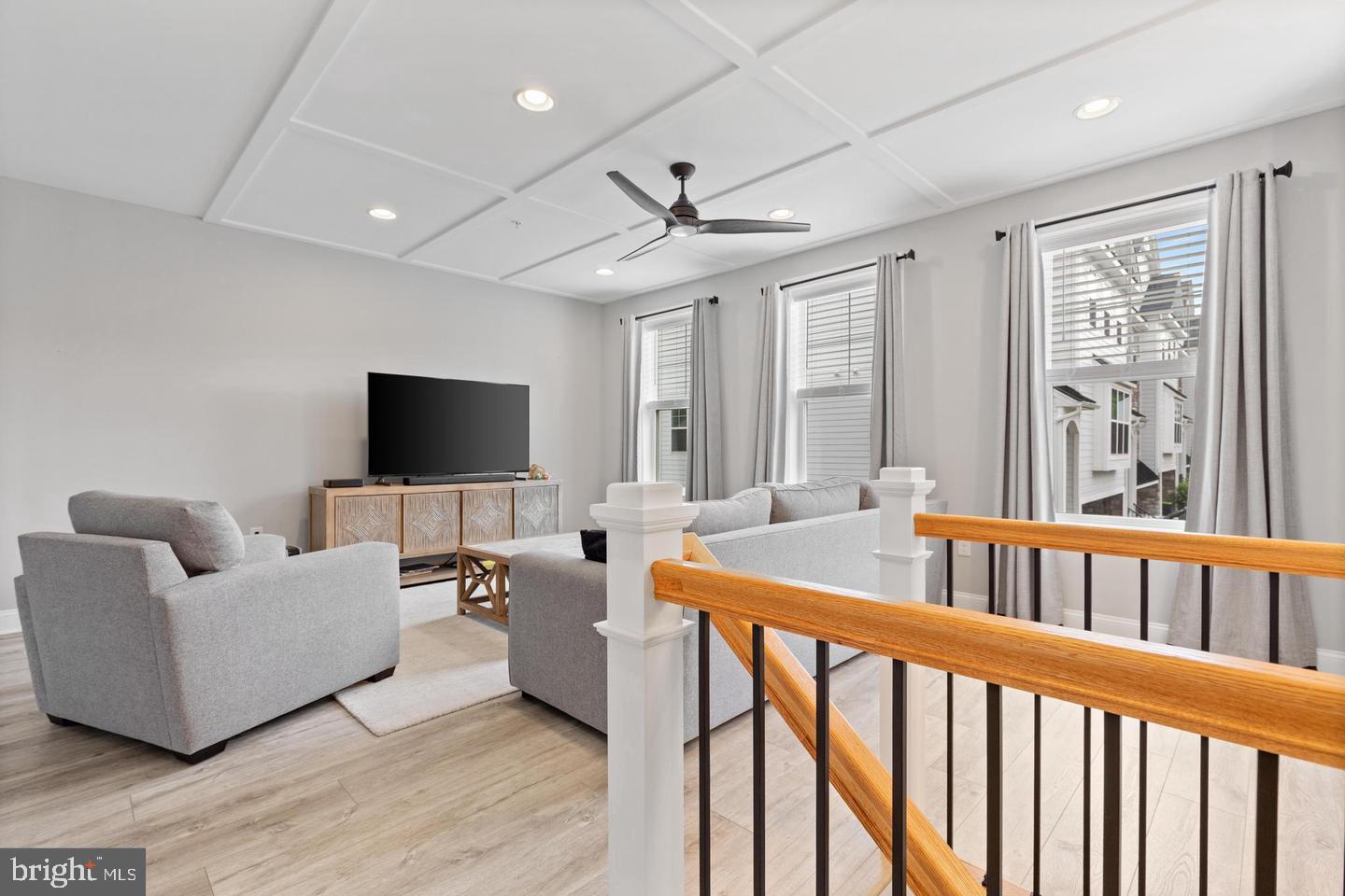 4113 ADDISON COURT