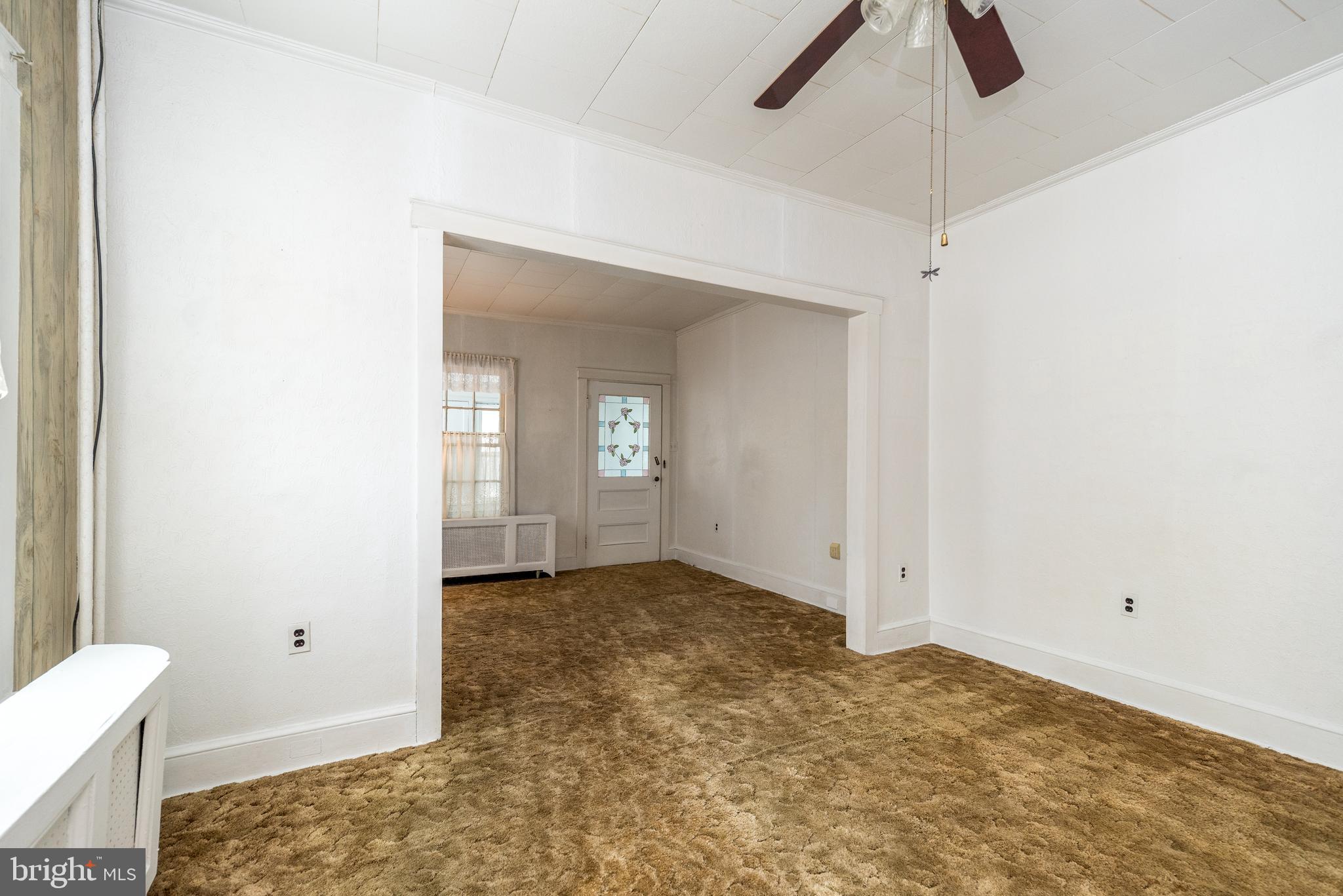 HEADLEY MANOR - Residential